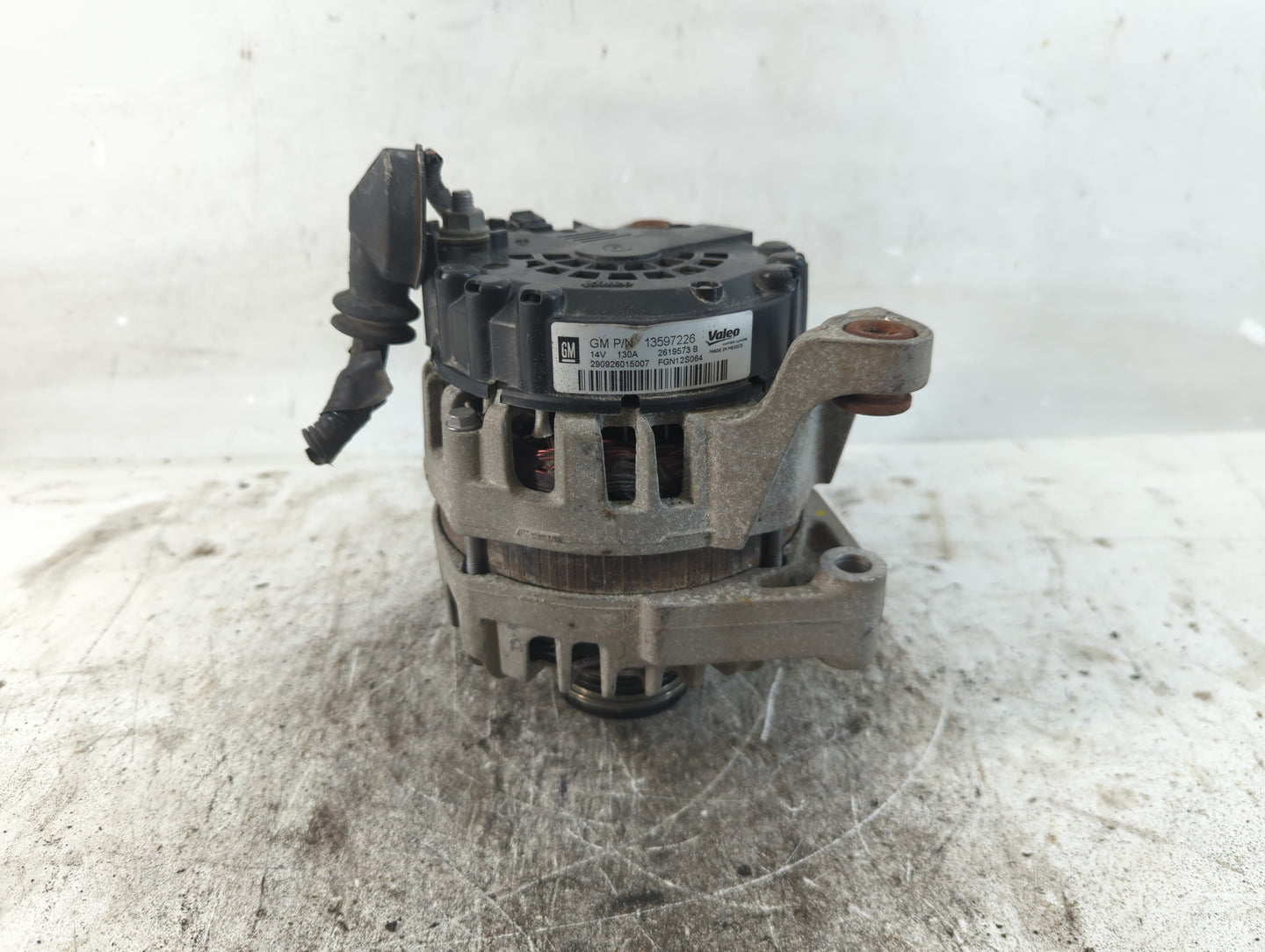 2013-2021 Chevrolet Trax Alternator Replacement Generator Charging Assembly Engine OEM P/N:13597226 Fits OEM Used Auto Parts