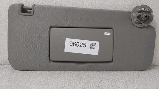 2017-2018 Chevrolet Trax Sun Visor Shade Replacement Passenger Right Mirror Fits Fits 2017 2018 OEM Used Auto Parts - Oemuse