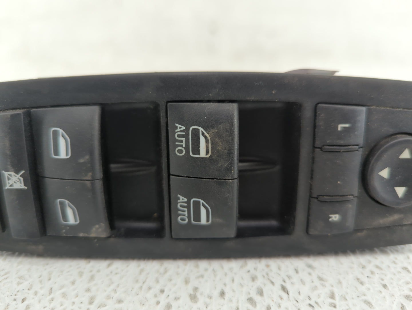 2015-2017 Chrysler 200 Master Power Window Switch Replacement Driver Side Left P/N:68231805AA 68231805AA Fits OEM Used Auto 