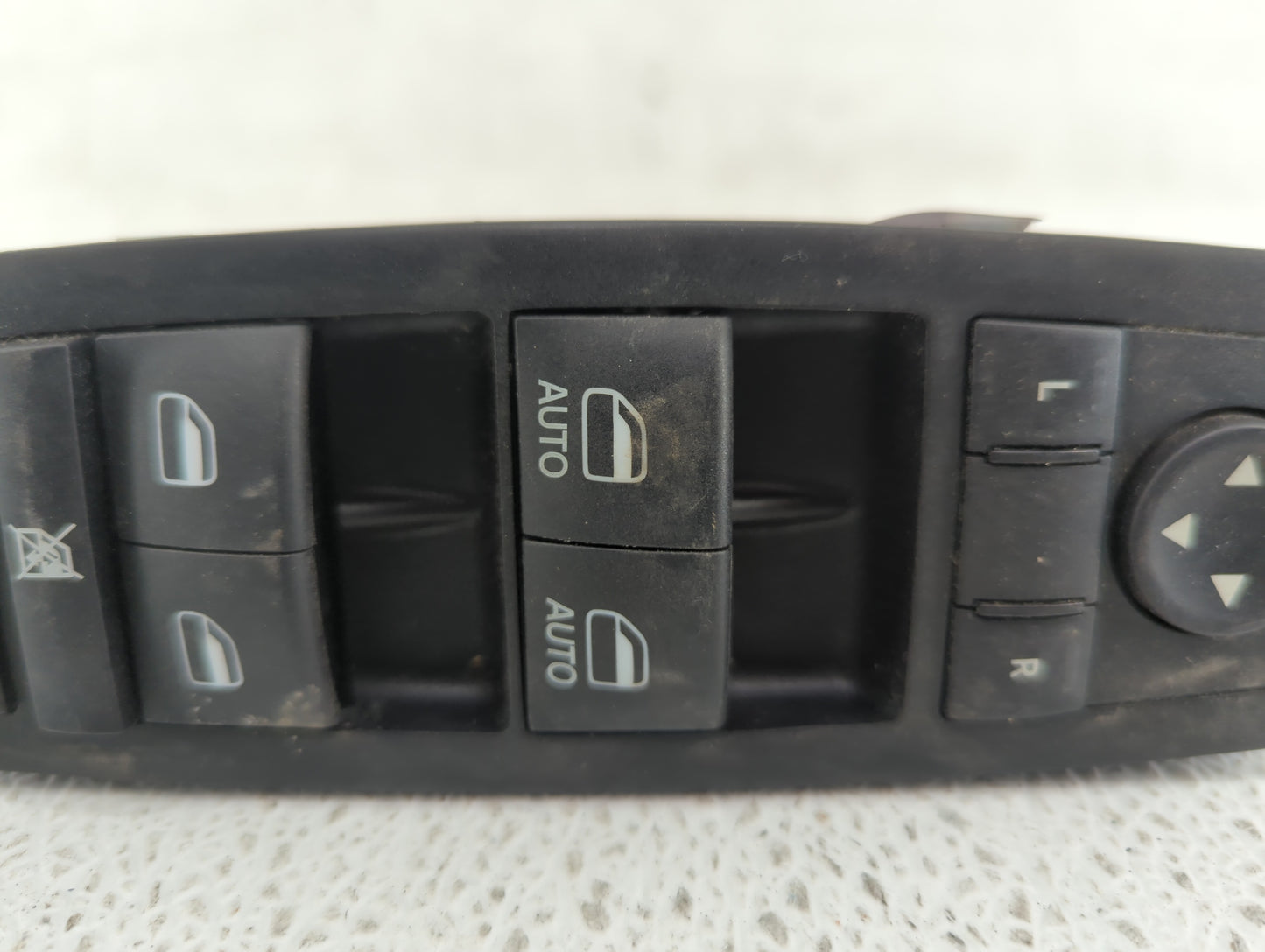 2015-2017 Chrysler 200 Master Power Window Switch Replacement Driver Side Left P/N:68231805AA 68231805AA Fits OEM Used Auto 