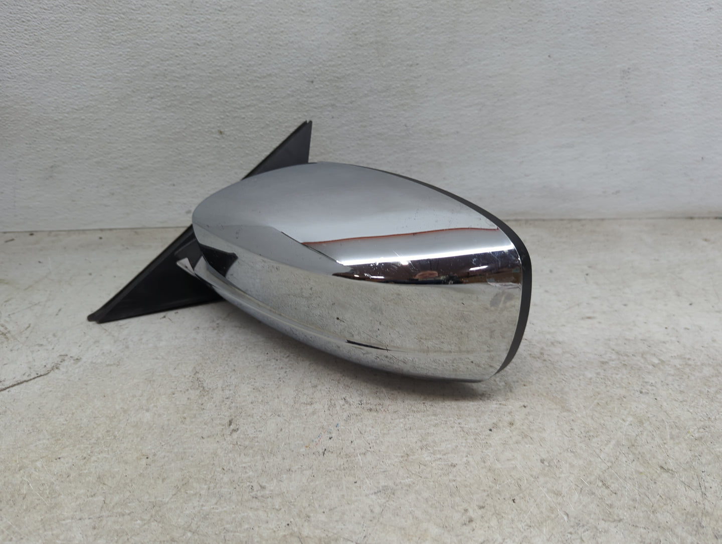 2015-2021 Chrysler 300 Driver Side View Mirror - Left Door Mirror OEM Used - Oemusedautoparts1.com