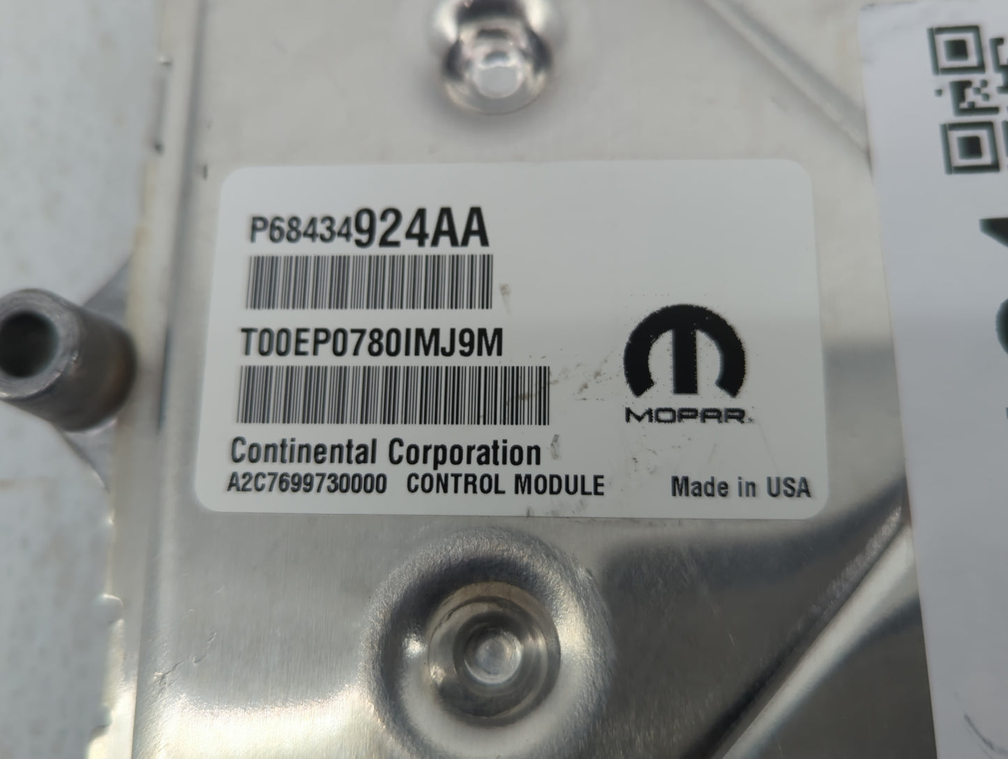 2020-2022 Chrysler 300 PCM Engine Control Computer ECU ECM PCU OEM P/N:P68434924AA Fits Fits 2020 2021 2022 OEM Used Auto Pa