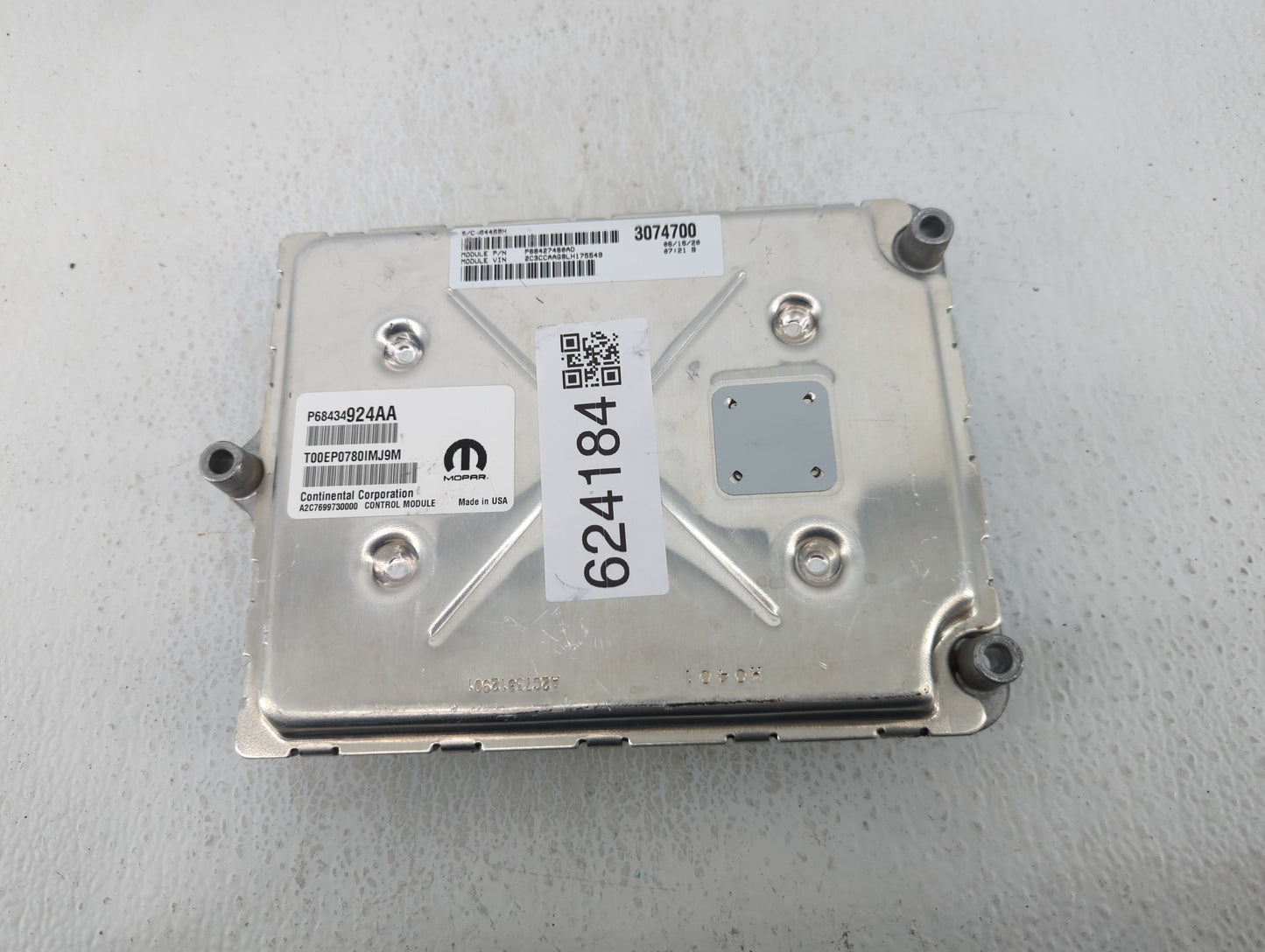 2020-2022 Chrysler 300 PCM Engine Control Computer ECU ECM PCU OEM P/N:P68434924AA Fits Fits 2020 2021 2022 OEM Used Auto Pa