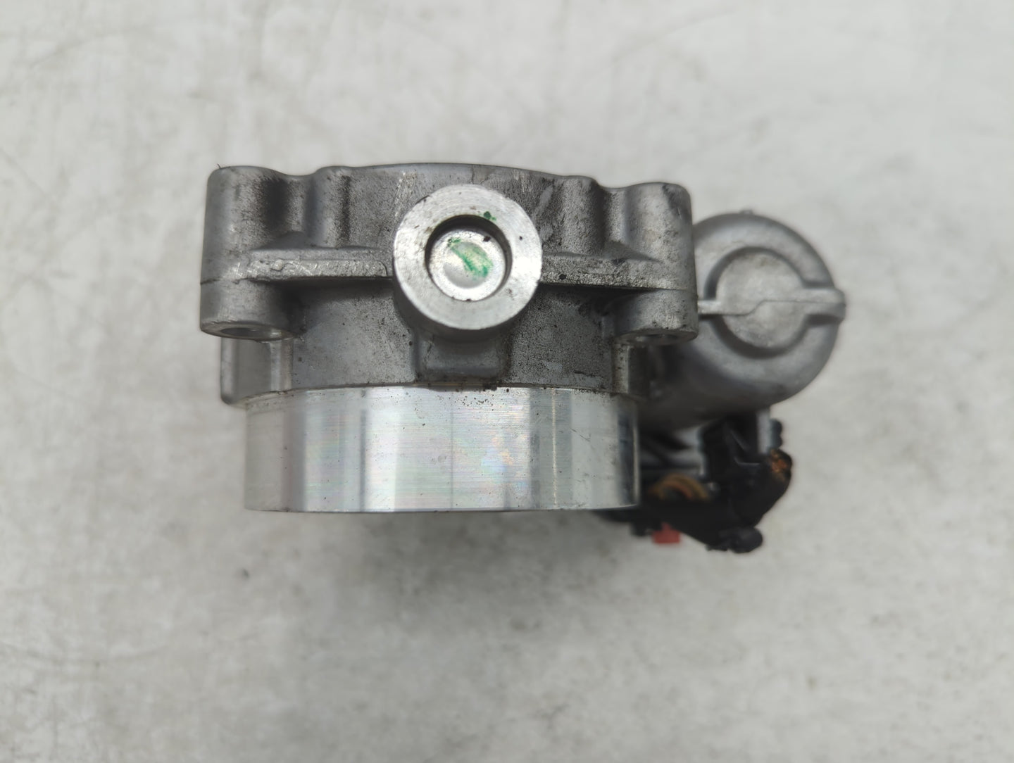 2011-2022 Chrysler 300 Throttle Body P/N:05184349AE Fits Fits 2011 2012 2013 2014 2015 2016 2017 2018 2019 2020 2021 2022 OE