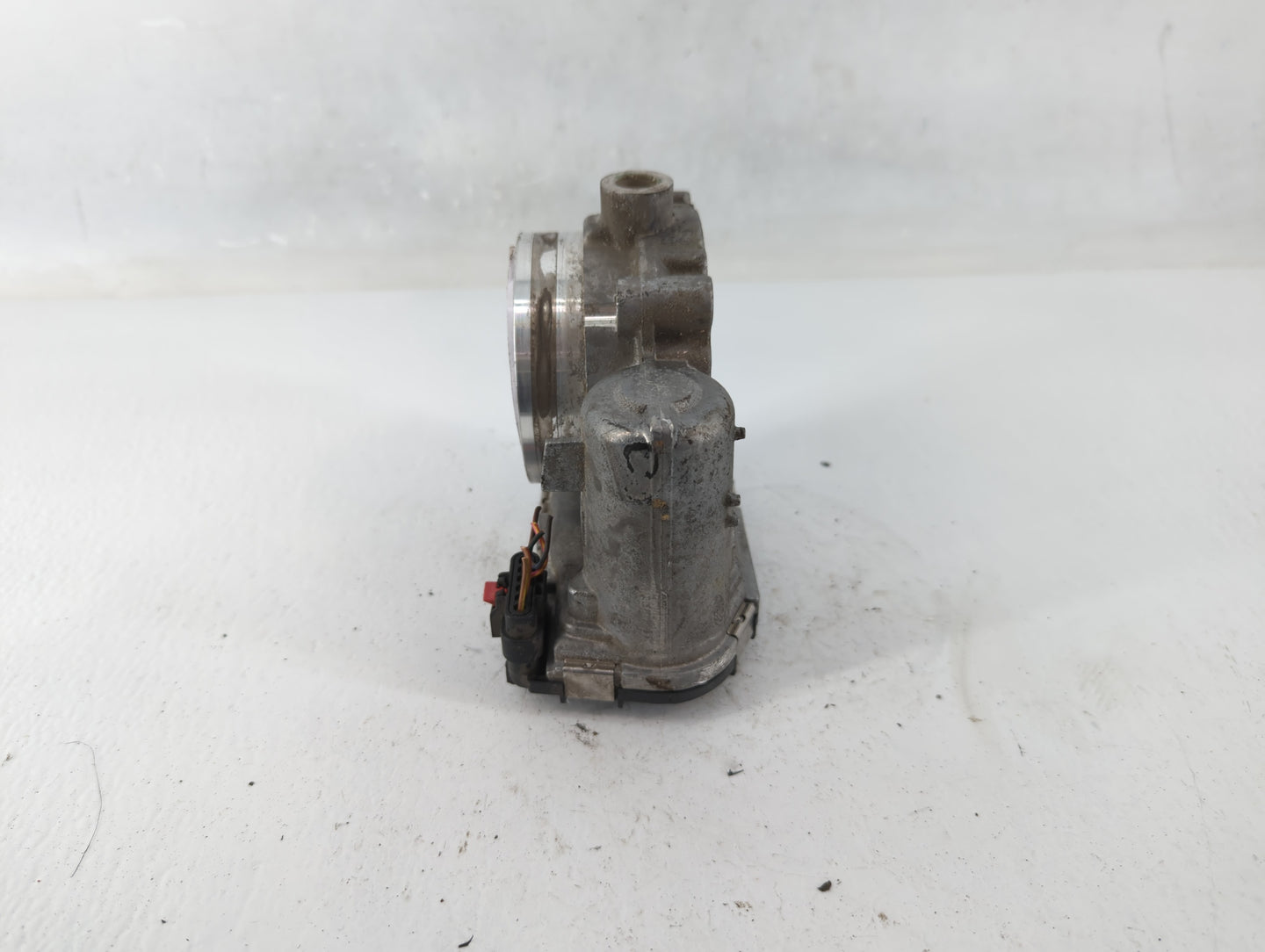 2011-2022 Chrysler 300 Throttle Body P/N:05184349AE Fits Fits 2011 2012 2013 2014 2015 2016 2017 2018 2019 2020 2021 2022 OE