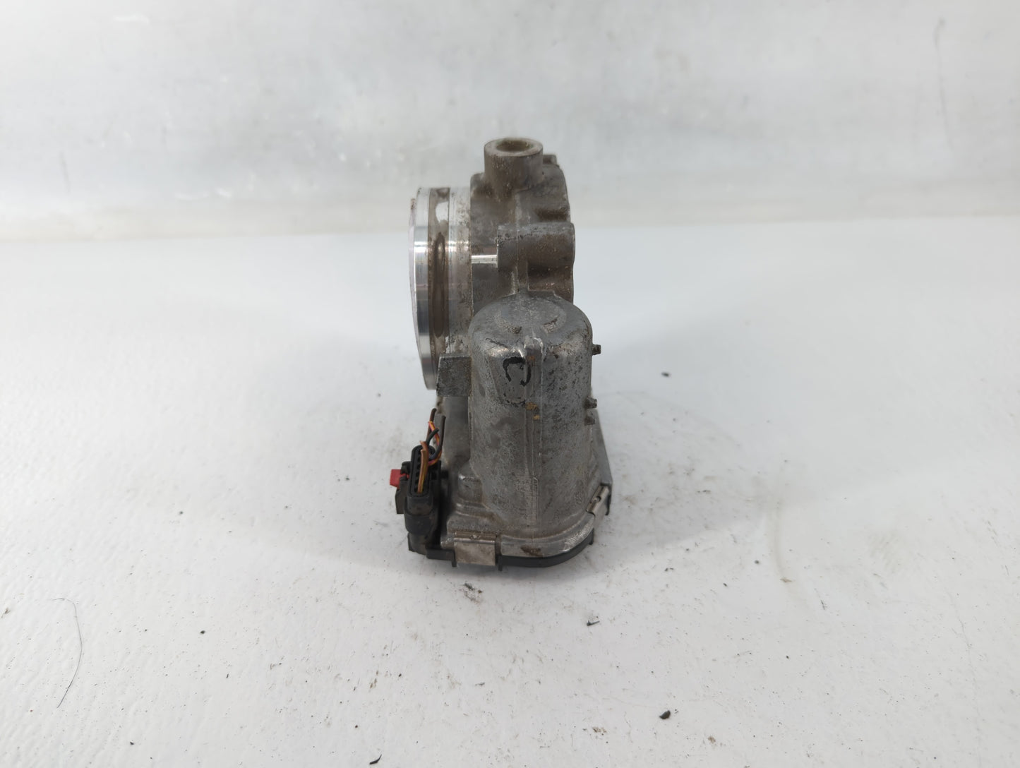 2011-2022 Chrysler 300 Throttle Body P/N:05184349AE Fits Fits 2011 2012 2013 2014 2015 2016 2017 2018 2019 2020 2021 2022 OE