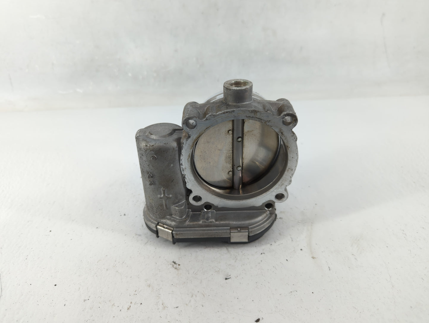 2011-2022 Chrysler 300 Throttle Body P/N:05184349AE Fits Fits 2011 2012 2013 2014 2015 2016 2017 2018 2019 2020 2021 2022 OE