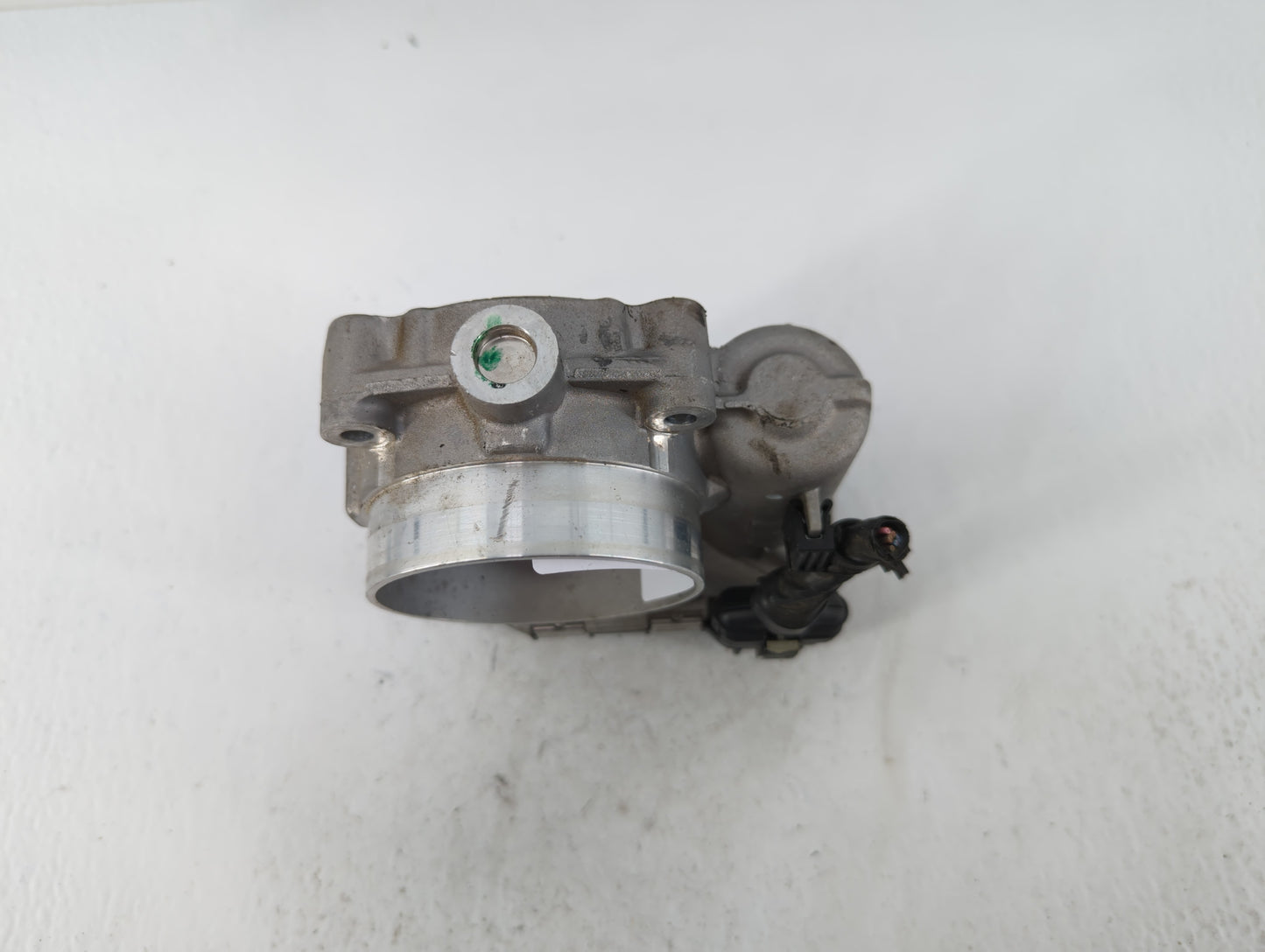 2011-2022 Chrysler 300 Throttle Body P/N:05184349AE Fits Fits 2011 2012 2013 2014 2015 2016 2017 2018 2019 2020 2021 2022 OE