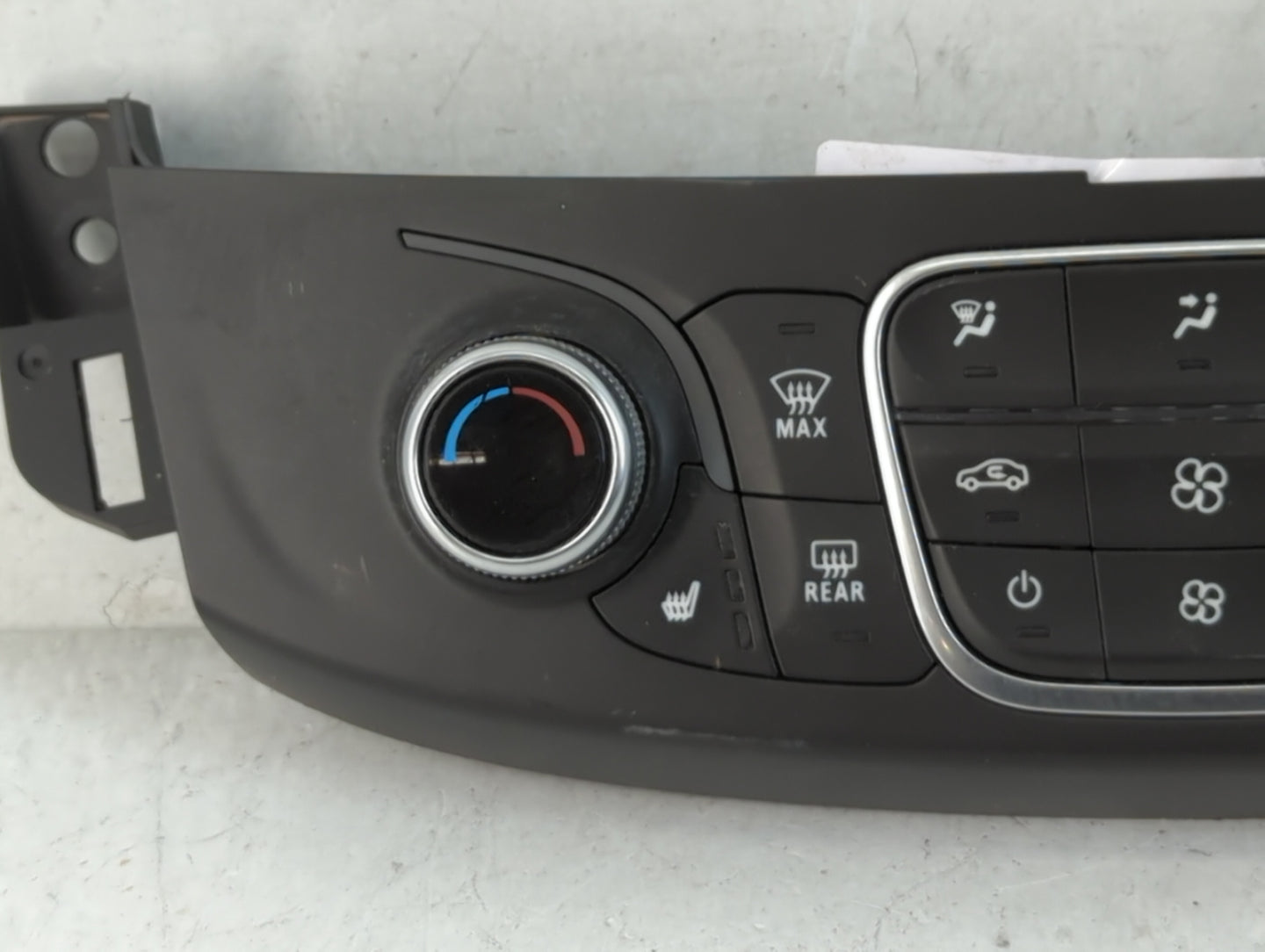 2017-2022 Chrysler 300 Climate Control Module Temperature AC/Heater Replacement P/N:84344402 Fits OEM Used Auto Parts - Oemu