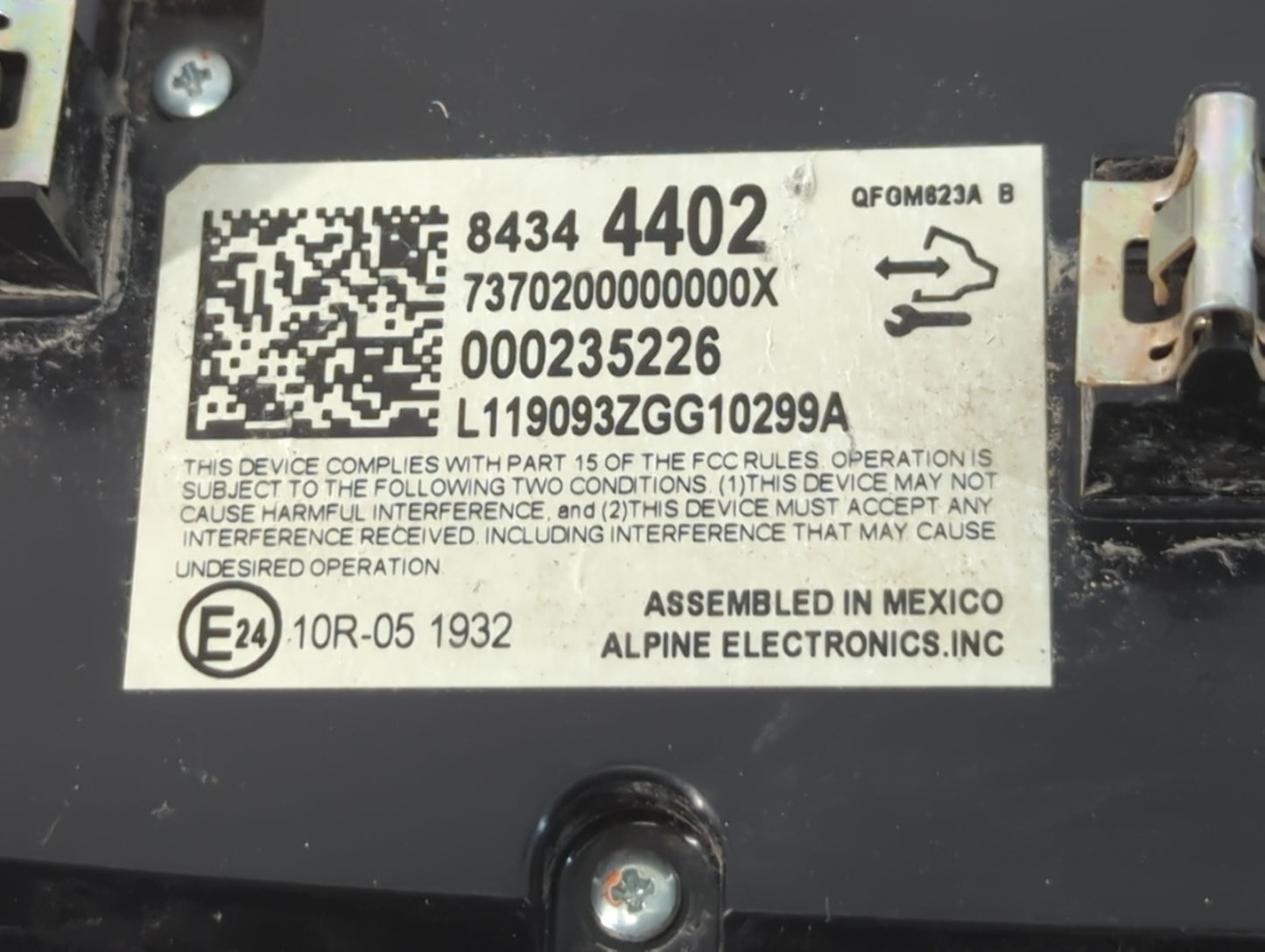 2017-2022 Chrysler 300 Climate Control Module Temperature AC/Heater Replacement P/N:84344402 Fits OEM Used Auto Parts - Oemu