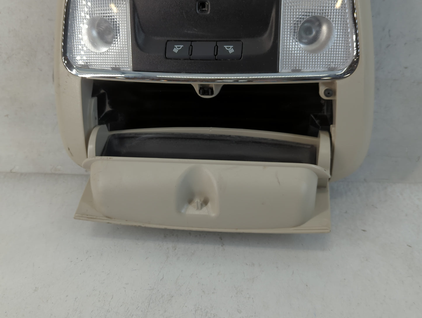 2020 Chrysler 300 Overhead Roof Console - Oemusedautoparts1.com