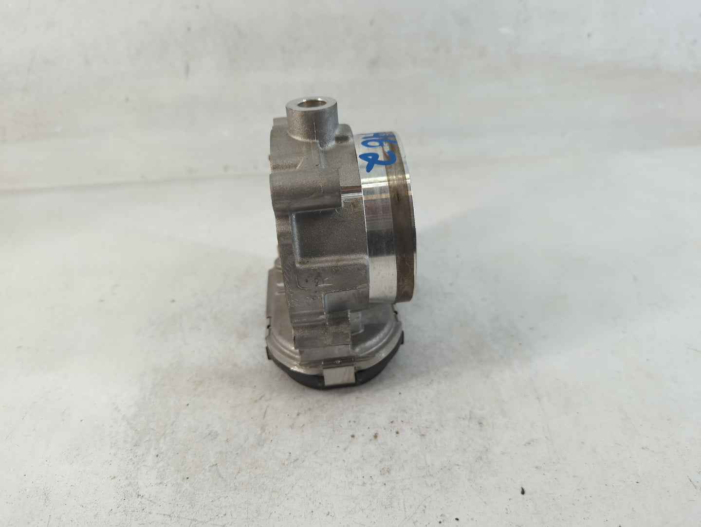 2011-2022 Chrysler 300 Throttle Body P/N:50184349AF Fits Fits 2011 2012 2013 2014 2015 2016 2017 2018 2019 2020 2021 2022 OE