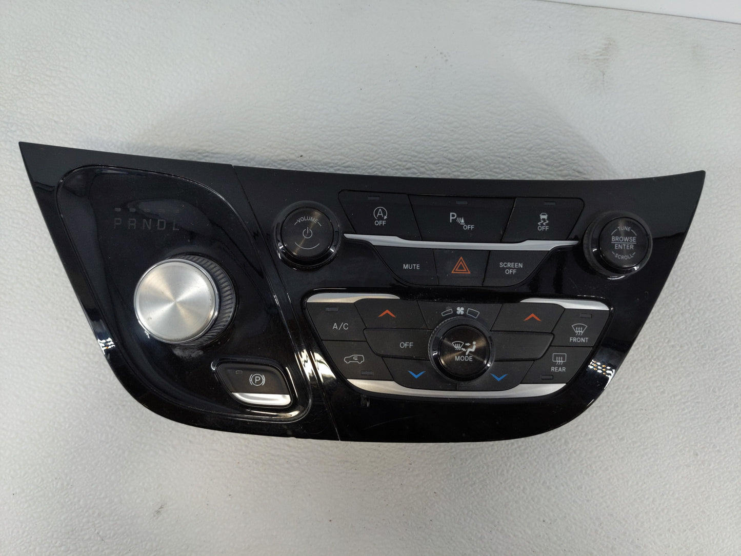 2018-2020 Chrysler Pacifica Climate Control Module Temperature AC/Heater Replacement P/N:P68238881AE Fits Fits 2018 2019 202
