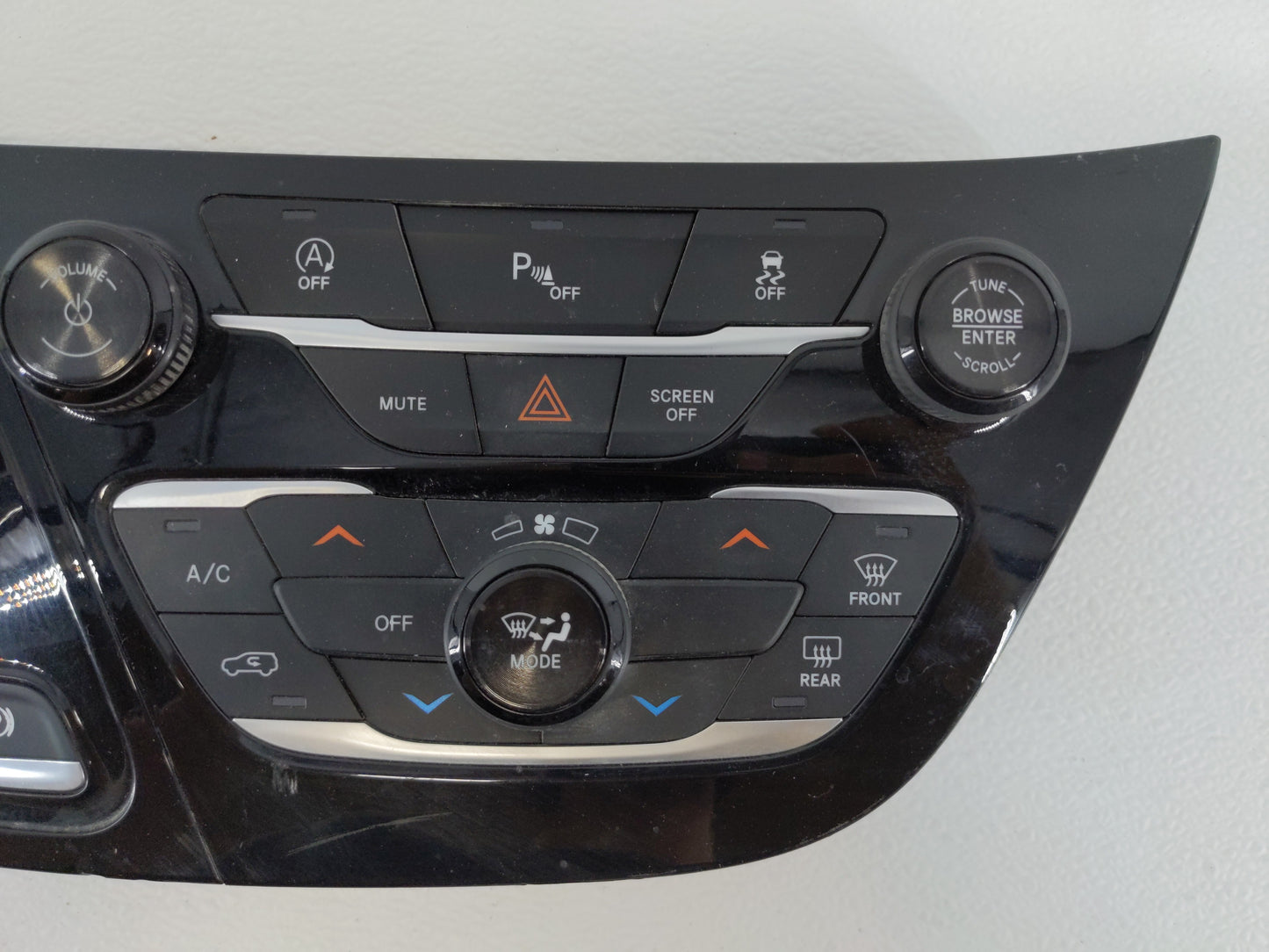 2018-2020 Chrysler Pacifica Climate Control Module Temperature AC/Heater Replacement P/N:P68238881AE Fits Fits 2018 2019 202