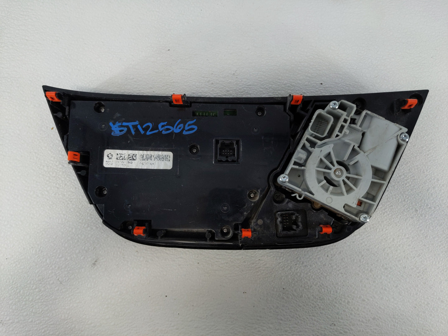 2018-2020 Chrysler Pacifica Climate Control Module Temperature AC/Heater Replacement P/N:P68238881AE Fits Fits 2018 2019 202