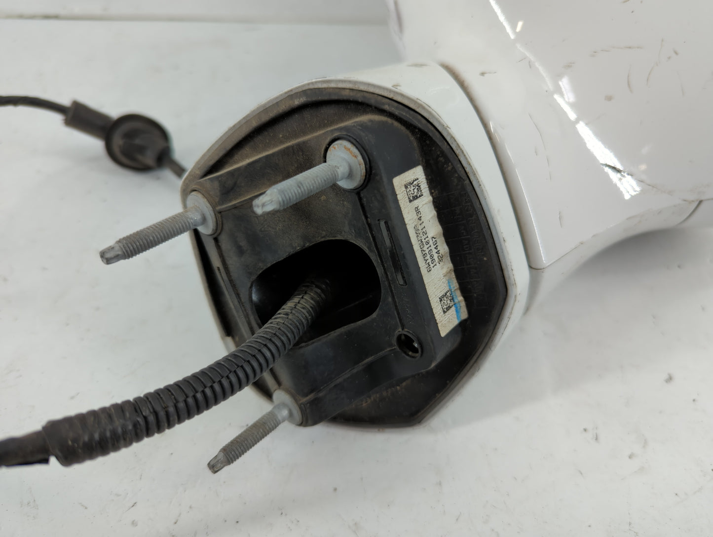 2020 Chrysler Pacifica Side Mirror Replacement Driver Left View Door Mirror P/N:6WY97GW09 Fits OEM Used Auto Parts - Oemused