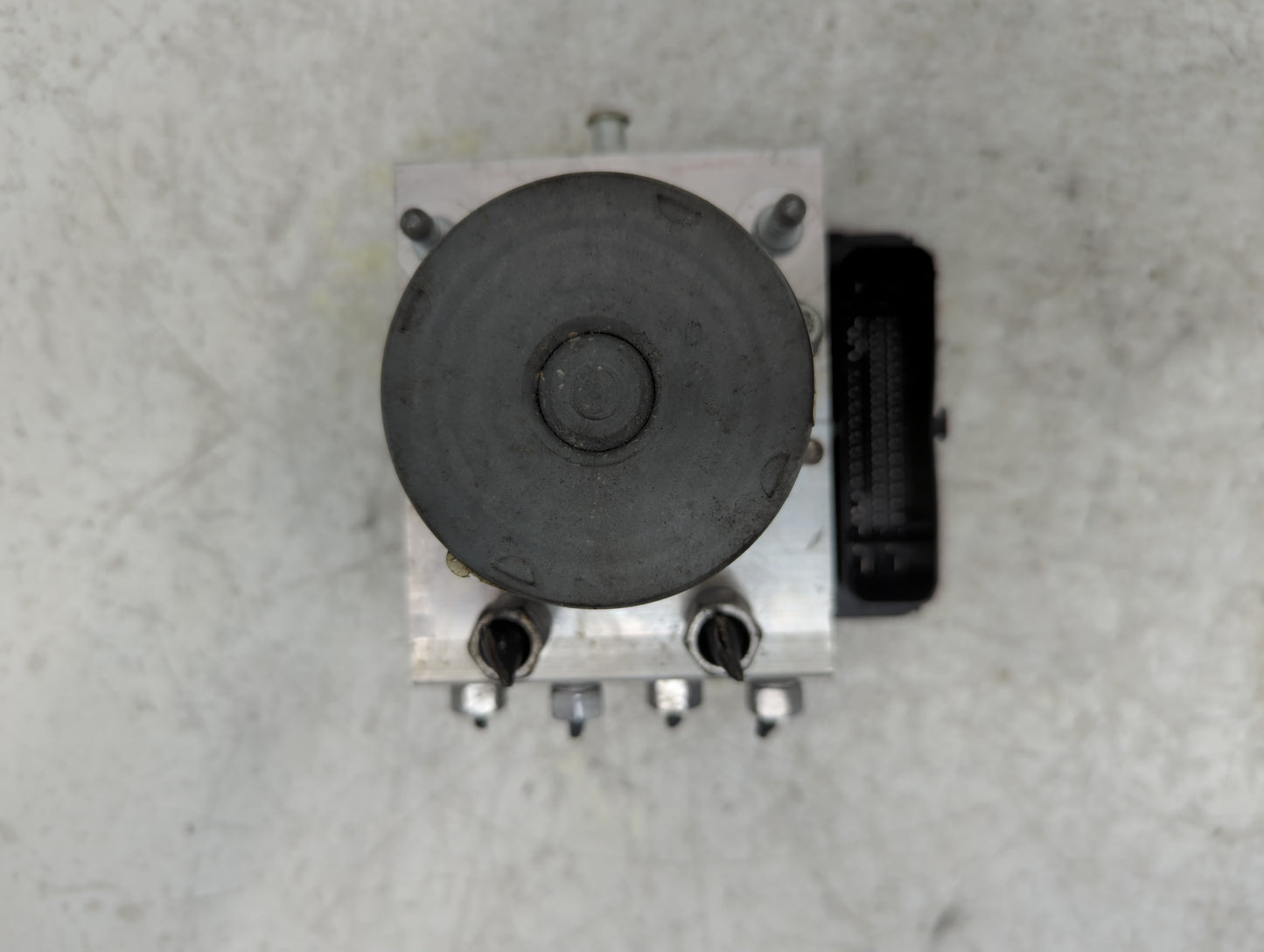 2020-2022 Chrysler Pacifica ABS Pump Control Module Replacement P/N:68433479AB P68453574AF Fits Fits 2020 2021 2022 OEM Used
