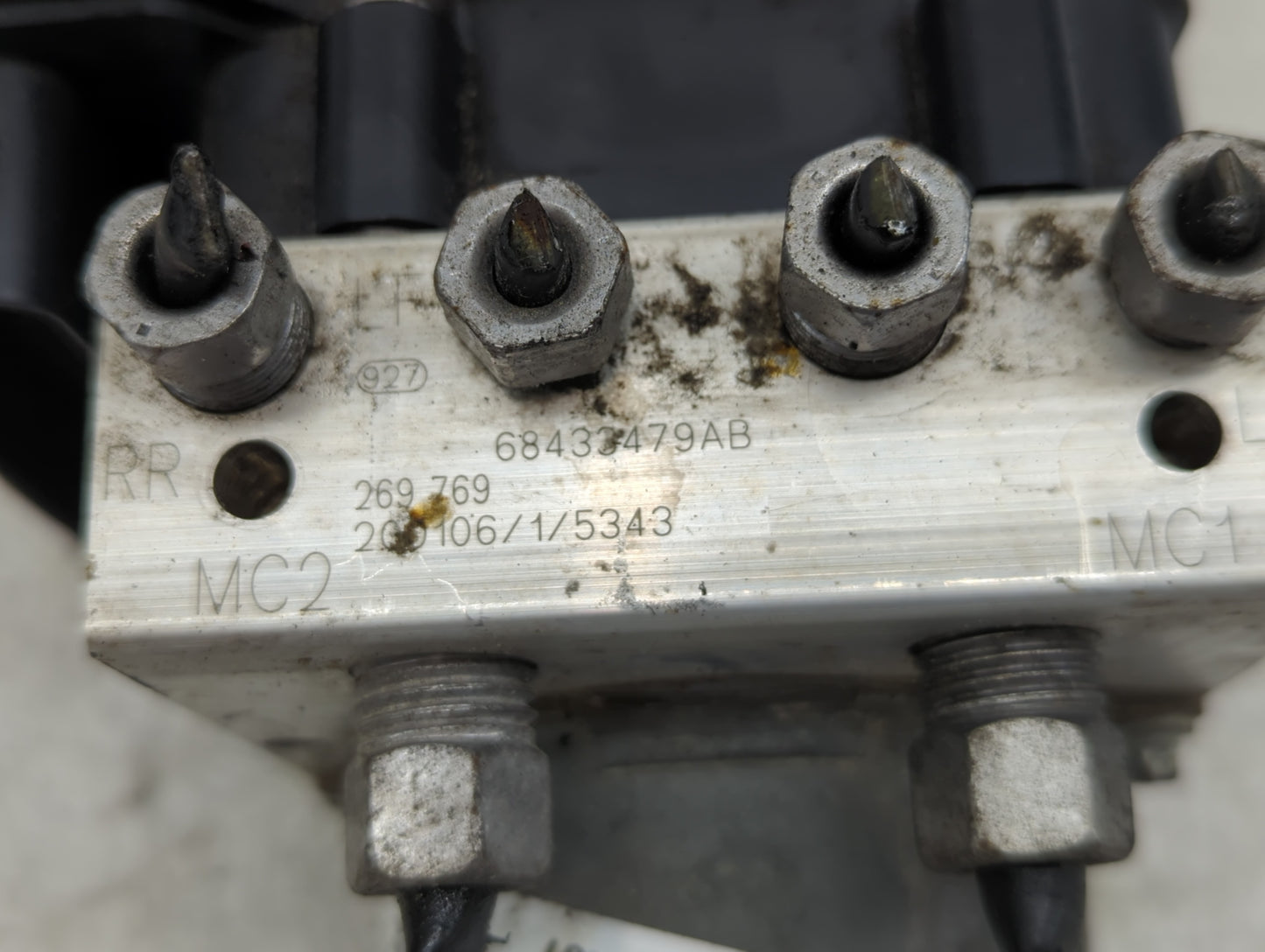 2020-2022 Chrysler Pacifica ABS Pump Control Module Replacement P/N:68433479AB P68453574AF Fits Fits 2020 2021 2022 OEM Used