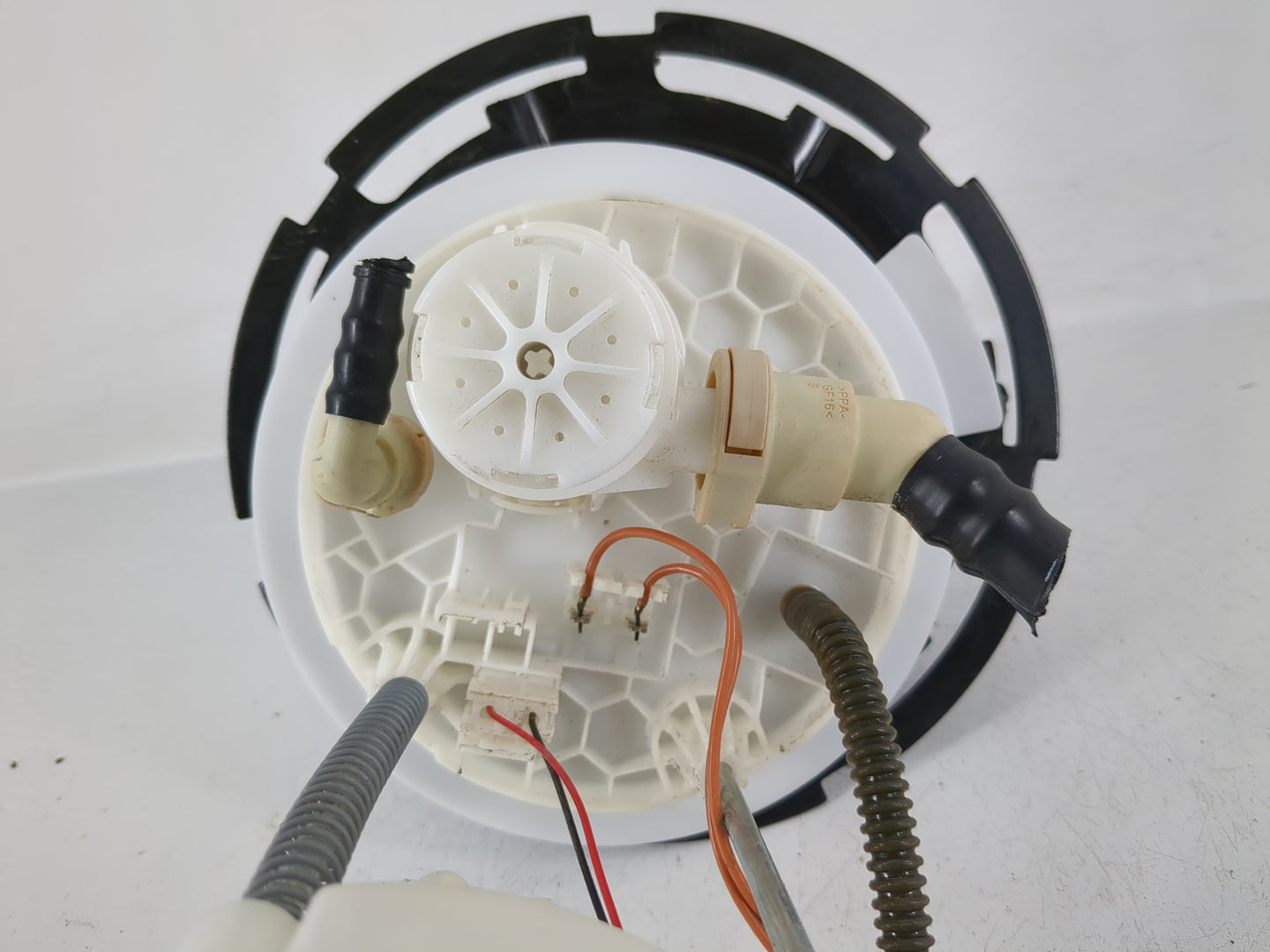 2017-2022 Chrysler Pacifica Electrical Gas Fuel Pump Assembly - Oemusedautoparts1.com