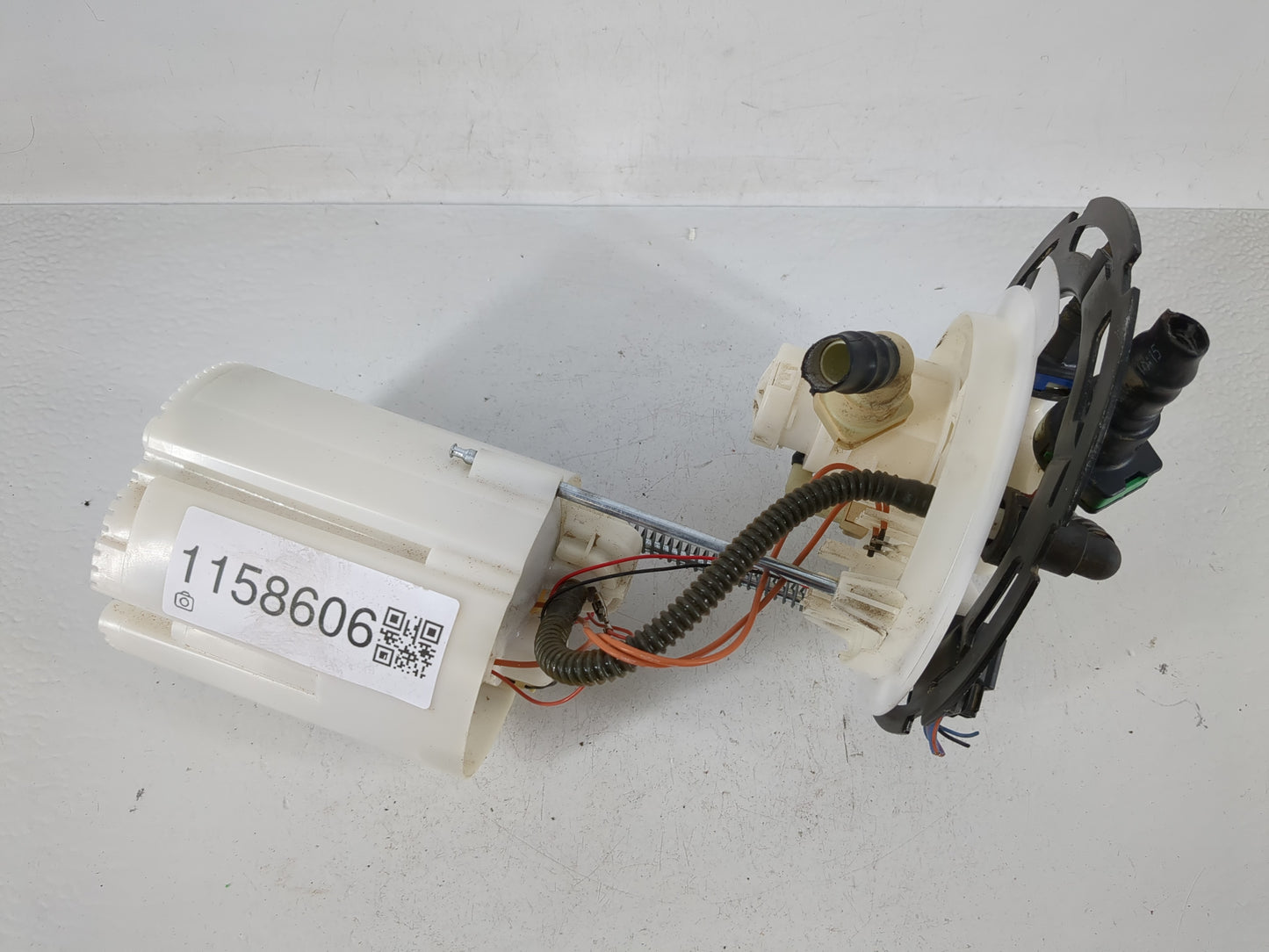2017-2022 Chrysler Pacifica Electrical Gas Fuel Pump Assembly - Oemusedautoparts1.com