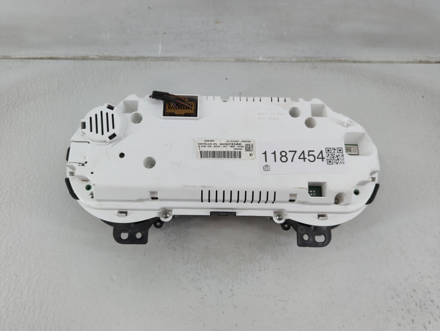 2020 Chrysler Pacifica Instrument Cluster Speedometer Gauges P/N:68436233AC Fits OEM Used Auto Parts - Oemusedautoparts1.com