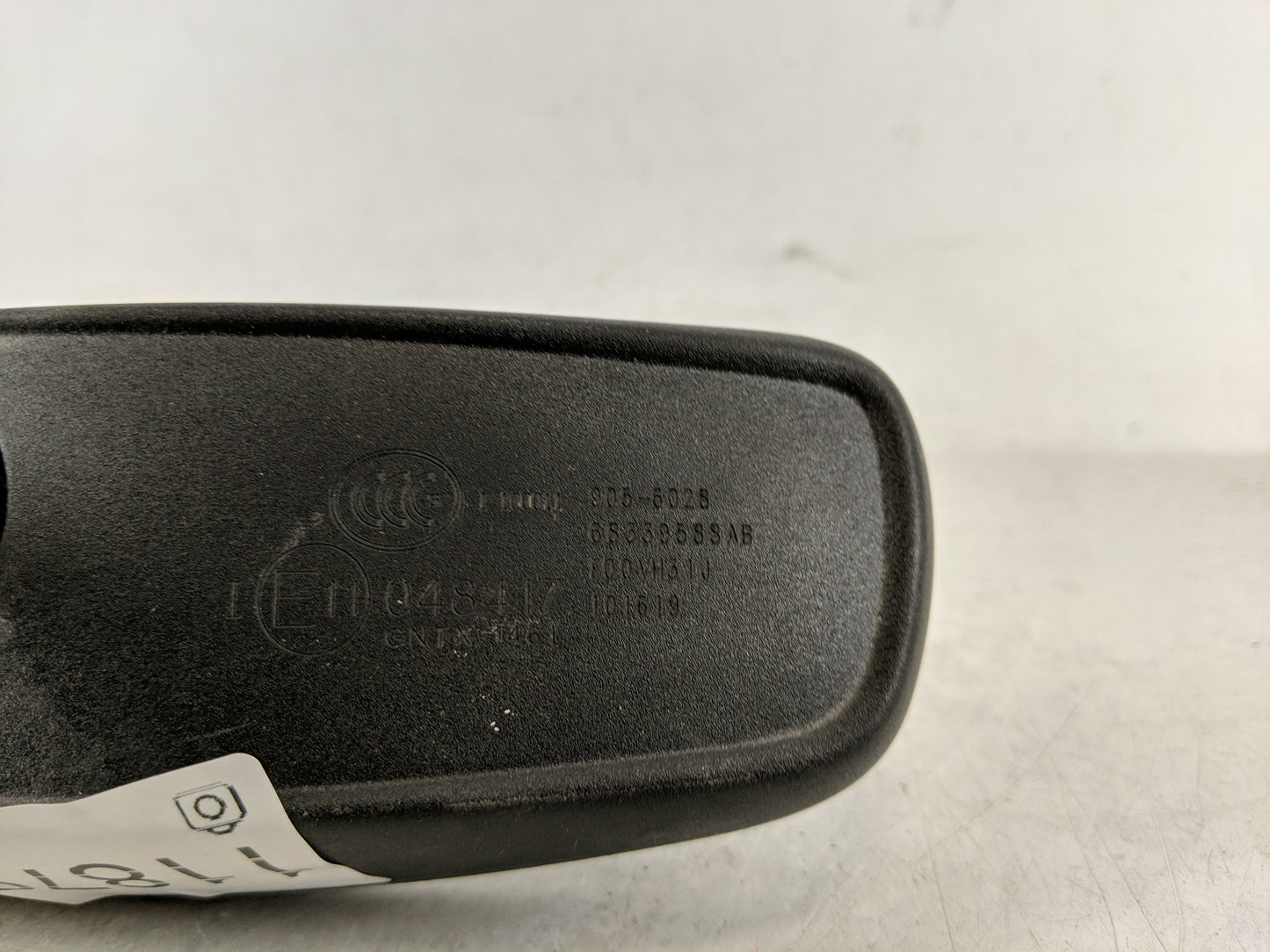 2018-2020 Chrysler Pacifica Interior Rear View Mirror Replacement OEM P/N:E11048417 Fits Fits 2018 2019 2020 2022 OEM Used A