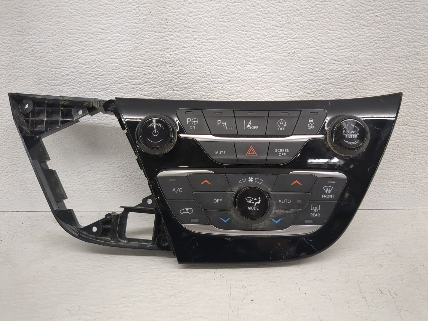 2018-2020 Chrysler Pacifica Climate Control Module Temperature AC/Heater Replacement P/N:P6EV491XBAB Fits Fits 2018 2019 202