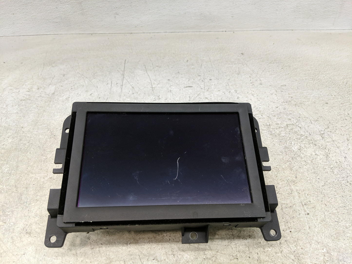 2020 Chrysler Pacifica Radio AM FM Cd Player Receiver Replacement P/N:68428471AC Fits OEM Used Auto Parts - Oemusedautoparts