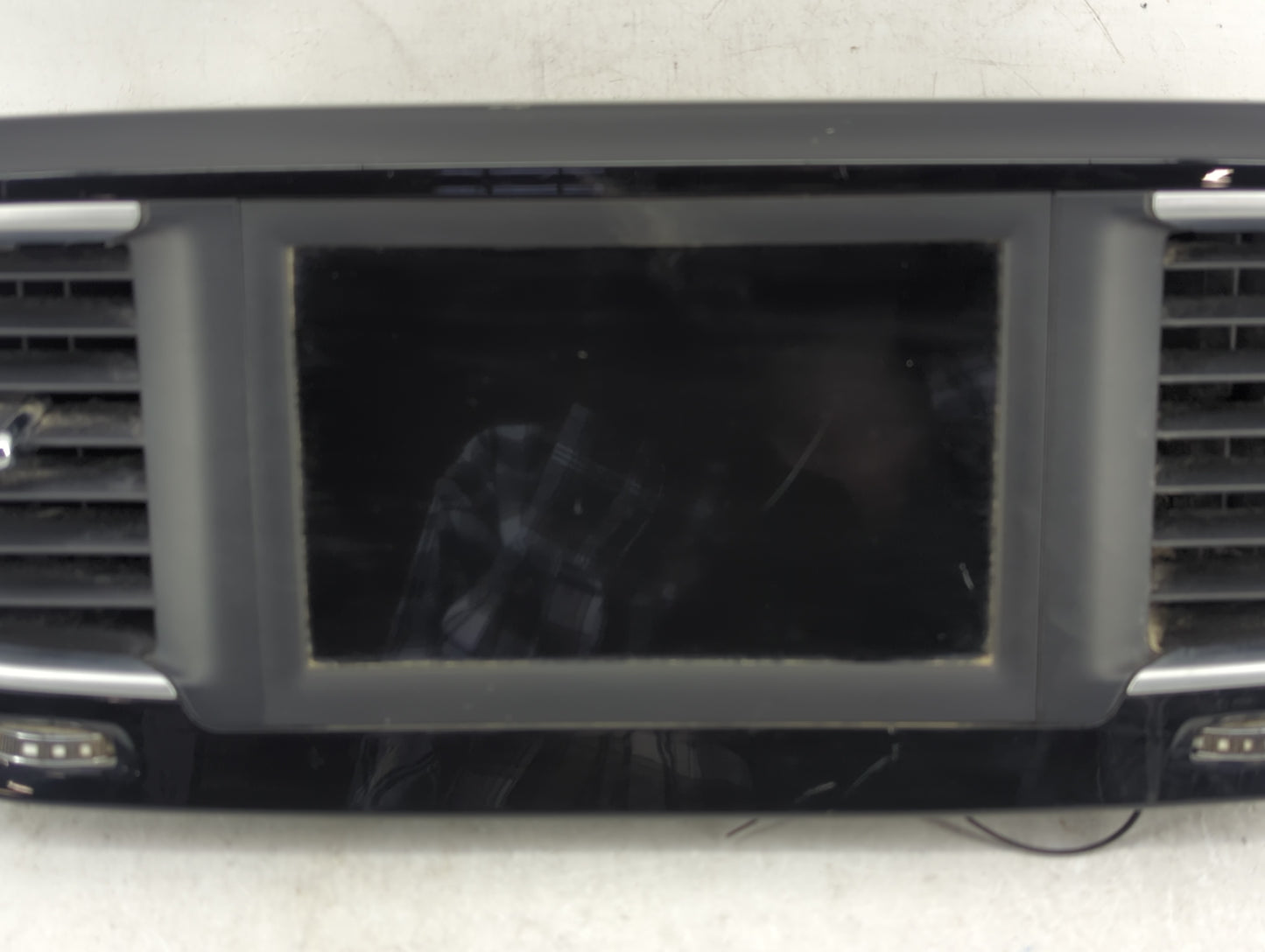 2018-2022 Chrysler Pacifica Information Display Screen - Oemusedautoparts1.com