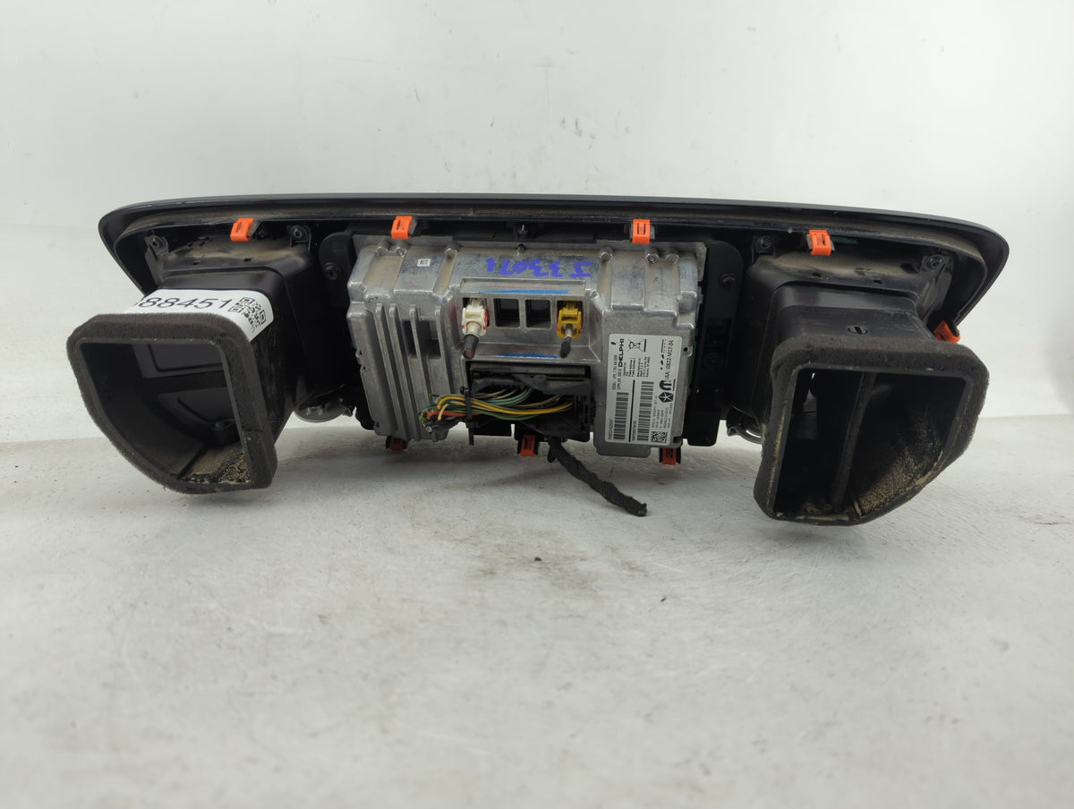2018-2022 Chrysler Pacifica Information Display Screen - Oemusedautoparts1.com