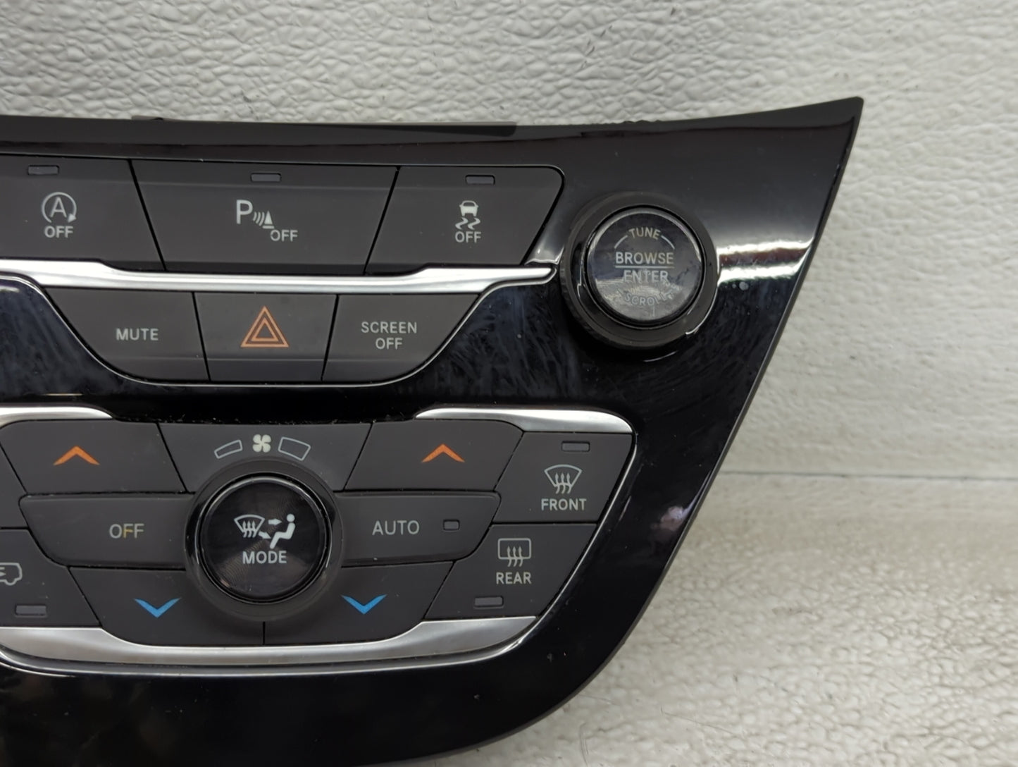 2018-2020 Chrysler Pacifica Climate Control Module Temperature AC/Heater Replacement P/N:P6EV471X8AB Fits Fits 2018 2019 202