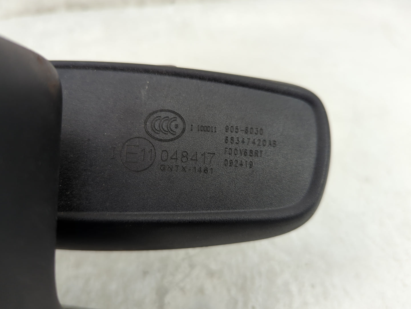 2018-2022 Chrysler Pacifica Interior Rear View Mirror Replacement OEM P/N:E11048417 Fits Fits 2018 2019 2020 2021 2022 OEM U