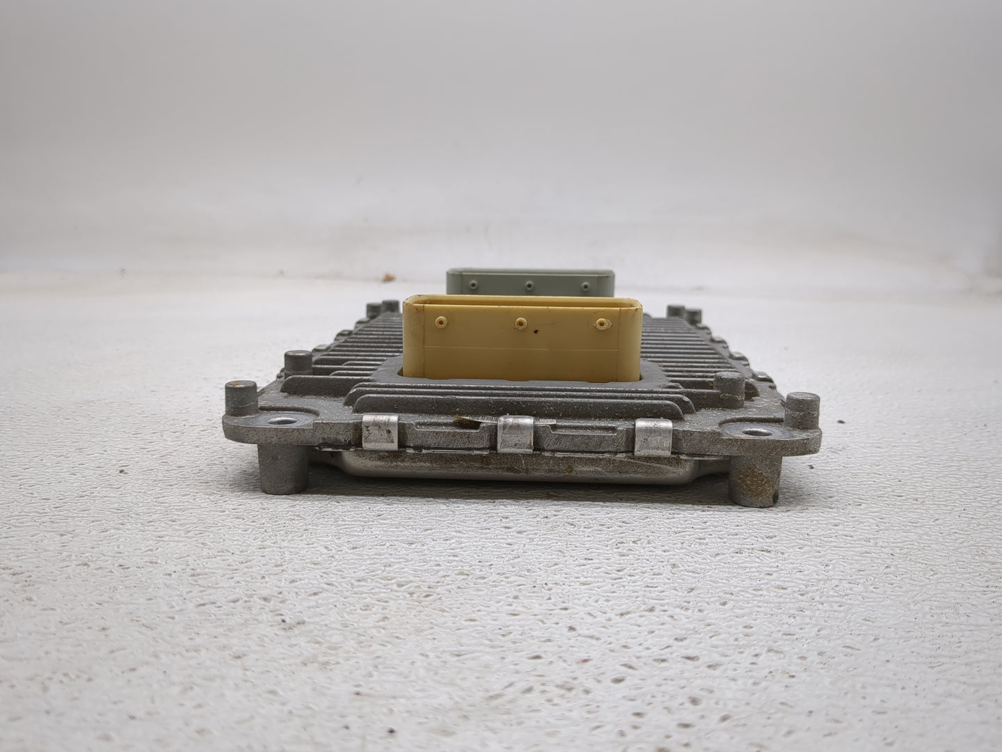 2020-2022 Chrysler Pacifica PCM Engine Control Computer ECU ECM PCU OEM P/N:68434928AA Fits Fits 2020 2021 2022 OEM Used Aut