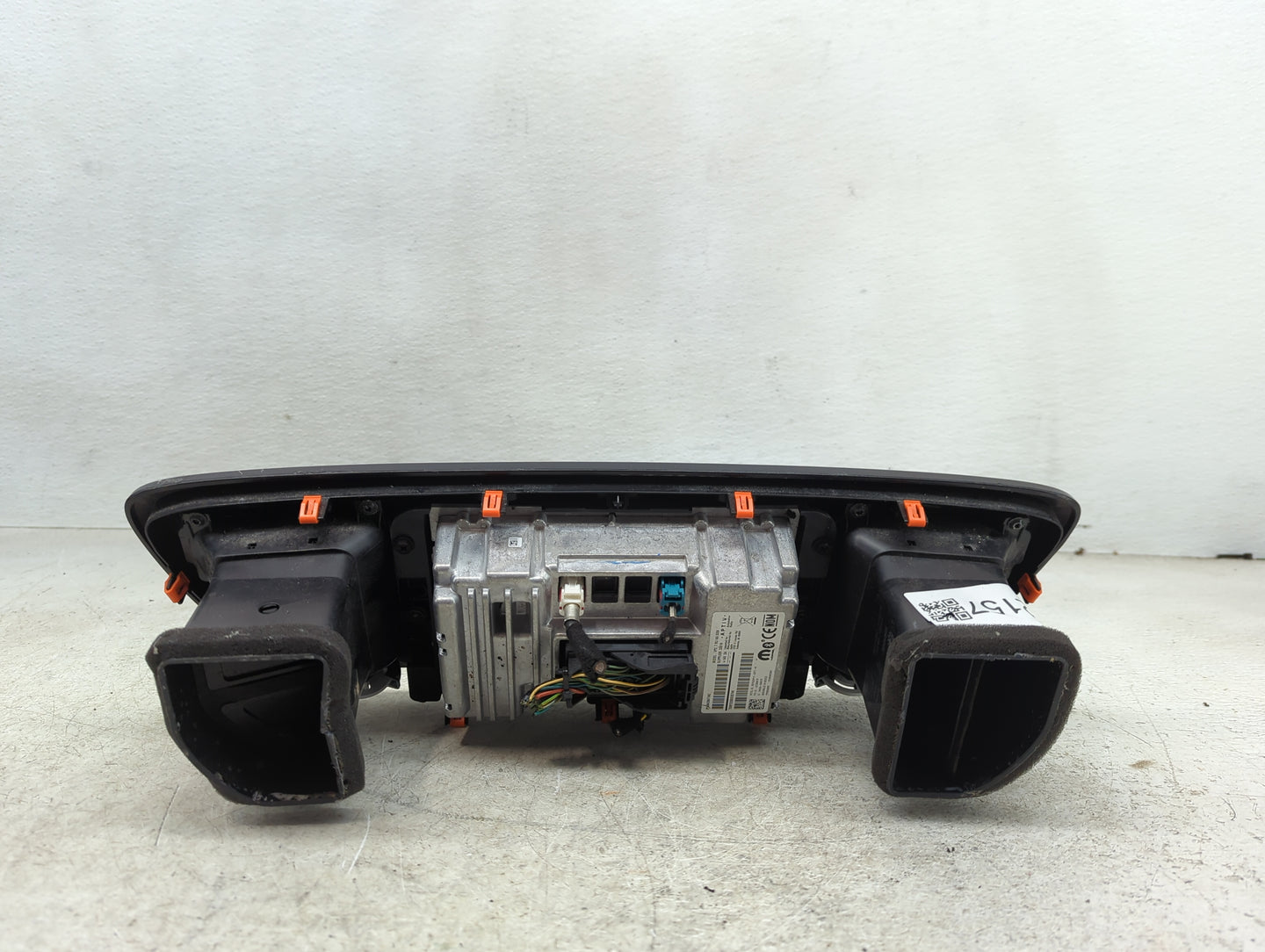 2020 Chrysler Pacifica Radio AM FM Cd Player Receiver Replacement Fits OEM Used Auto Parts - Oemusedautoparts1.com