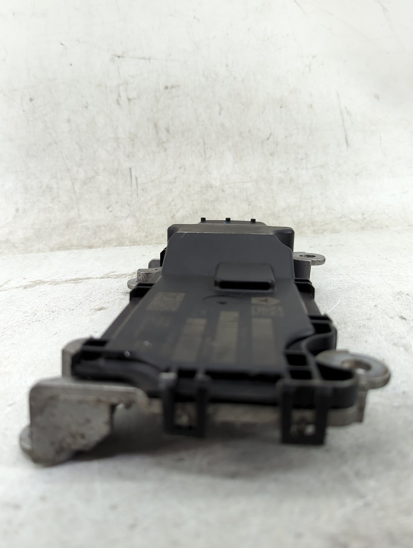 2020-2022 Chrysler Pacifica Transmission Control Module Tcu Tcm - Oemusedautoparts1.com