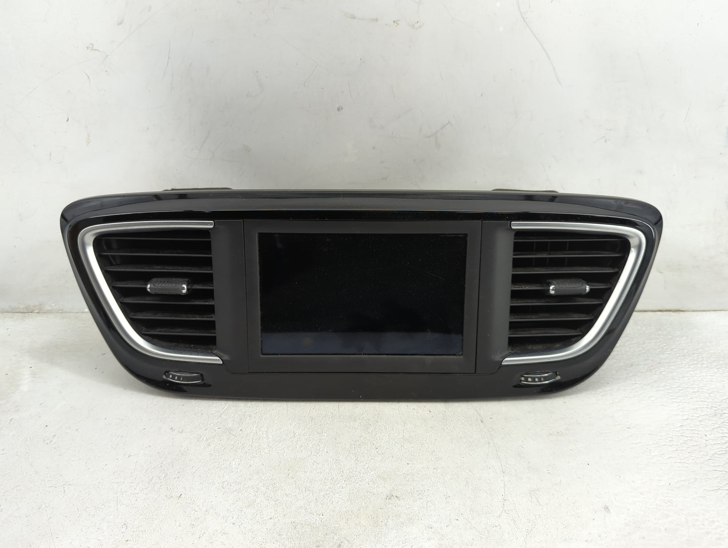 2020 Chrysler Pacifica Information Display Screen - Oemusedautoparts1.com