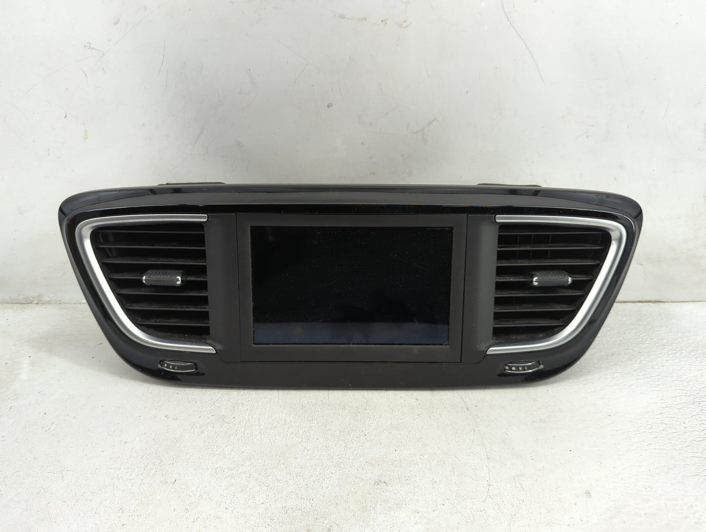 2020 Chrysler Pacifica Information Display Screen - Oemusedautoparts1.com