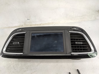 compare product 2020 Chrysler Pacifica Radio AM FM Cd Player Receiver Replacement P/N:68428471AC VP2_7 RU NA SXM, RCPDEVP17-0Z77-A1 Fits OEM Used Auto Parts