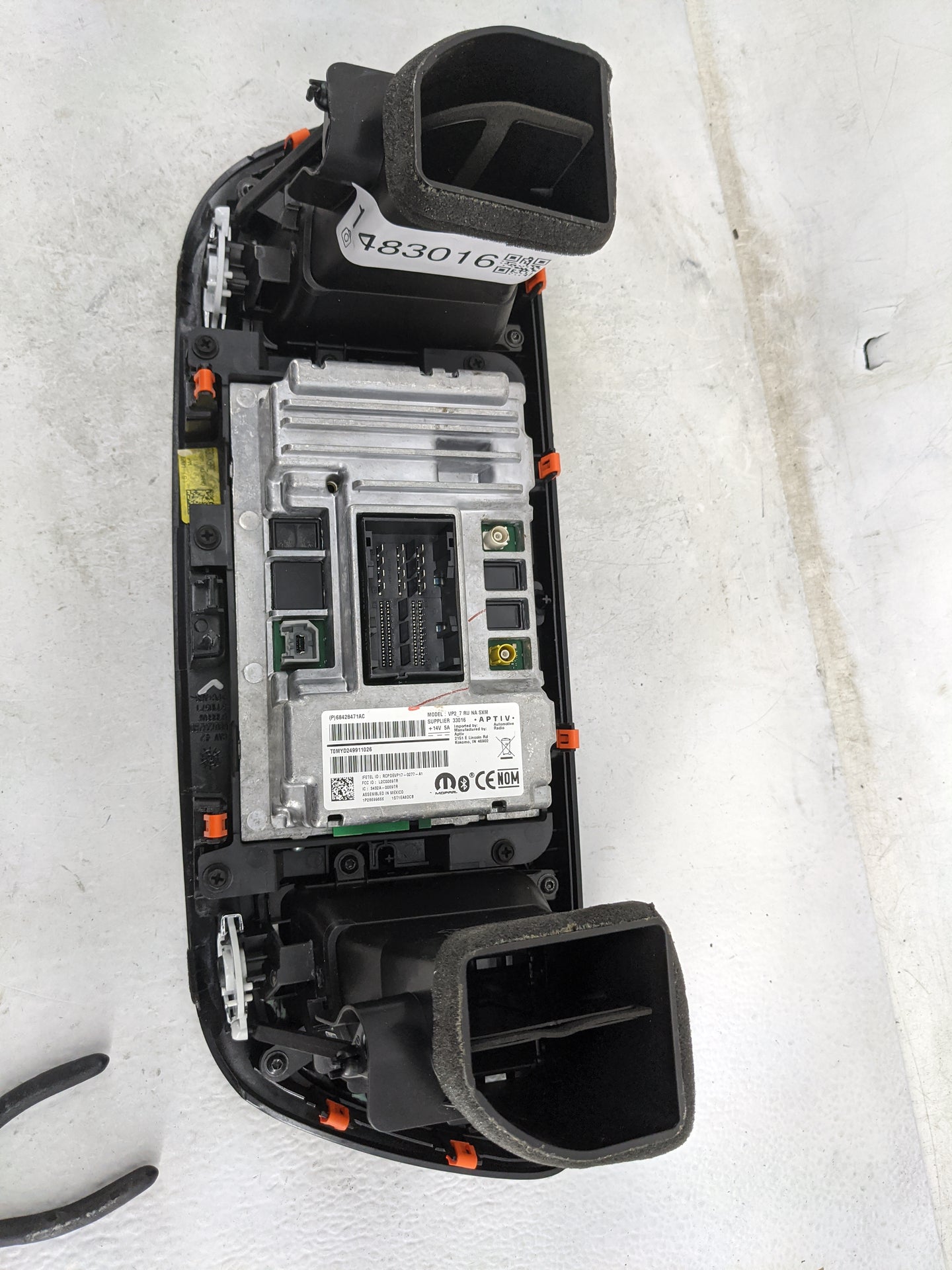 2020 Chrysler Pacifica Radio AM FM Cd Player Receiver Replacement P/N:68428471AC VP2_7 RU NA SXM, RCPDEVP17-0Z77-A1 Fits OEM