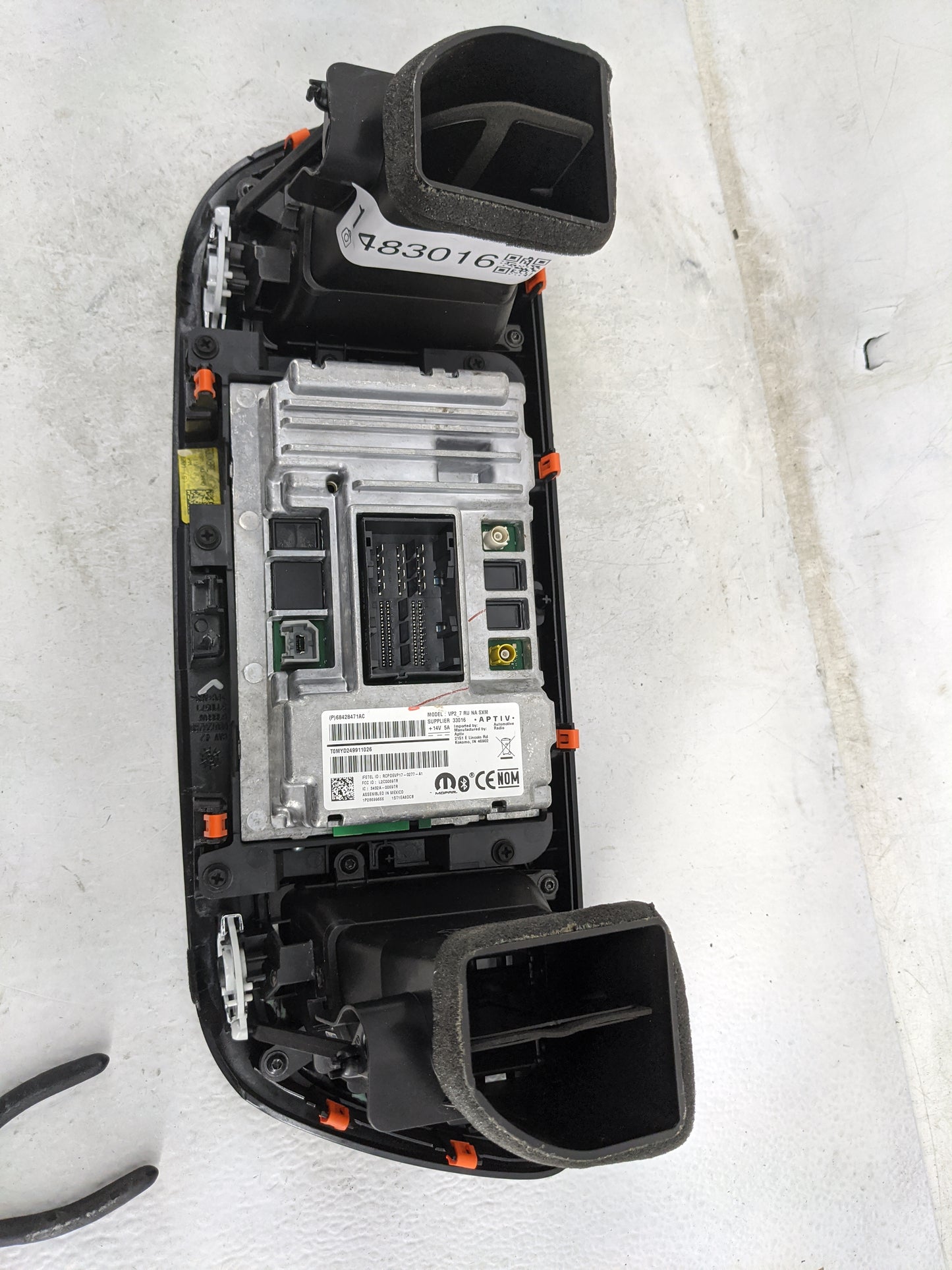 2020 Chrysler Pacifica Radio AM FM Cd Player Receiver Replacement P/N:68428471AC VP2_7 RU NA SXM, RCPDEVP17-0Z77-A1 Fits OEM