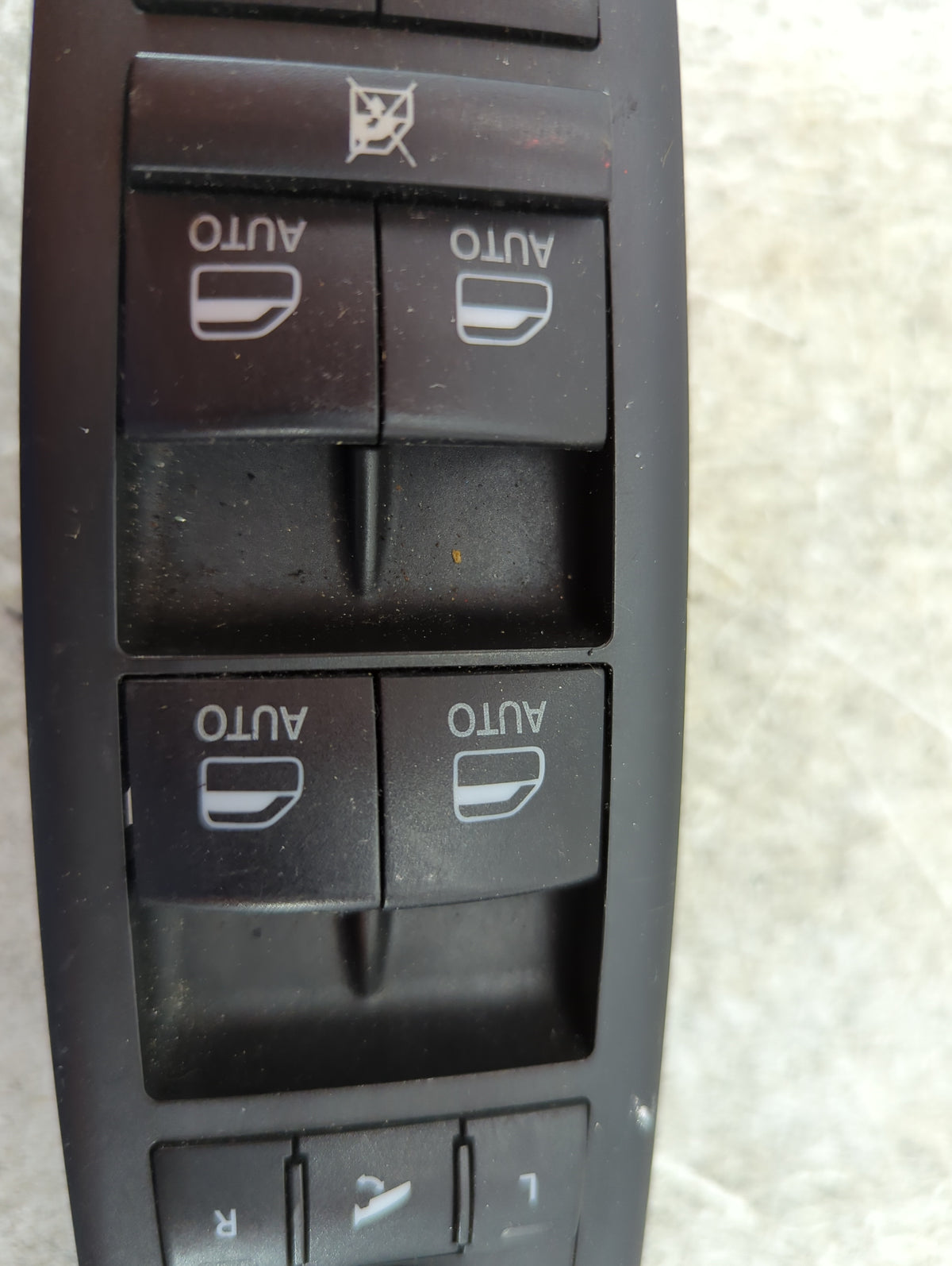 2017-2022 Chrysler Pacifica Master Power Window Switch Replacement Driver Side Left P/N:68234094AD Fits OEM Used Auto Parts 