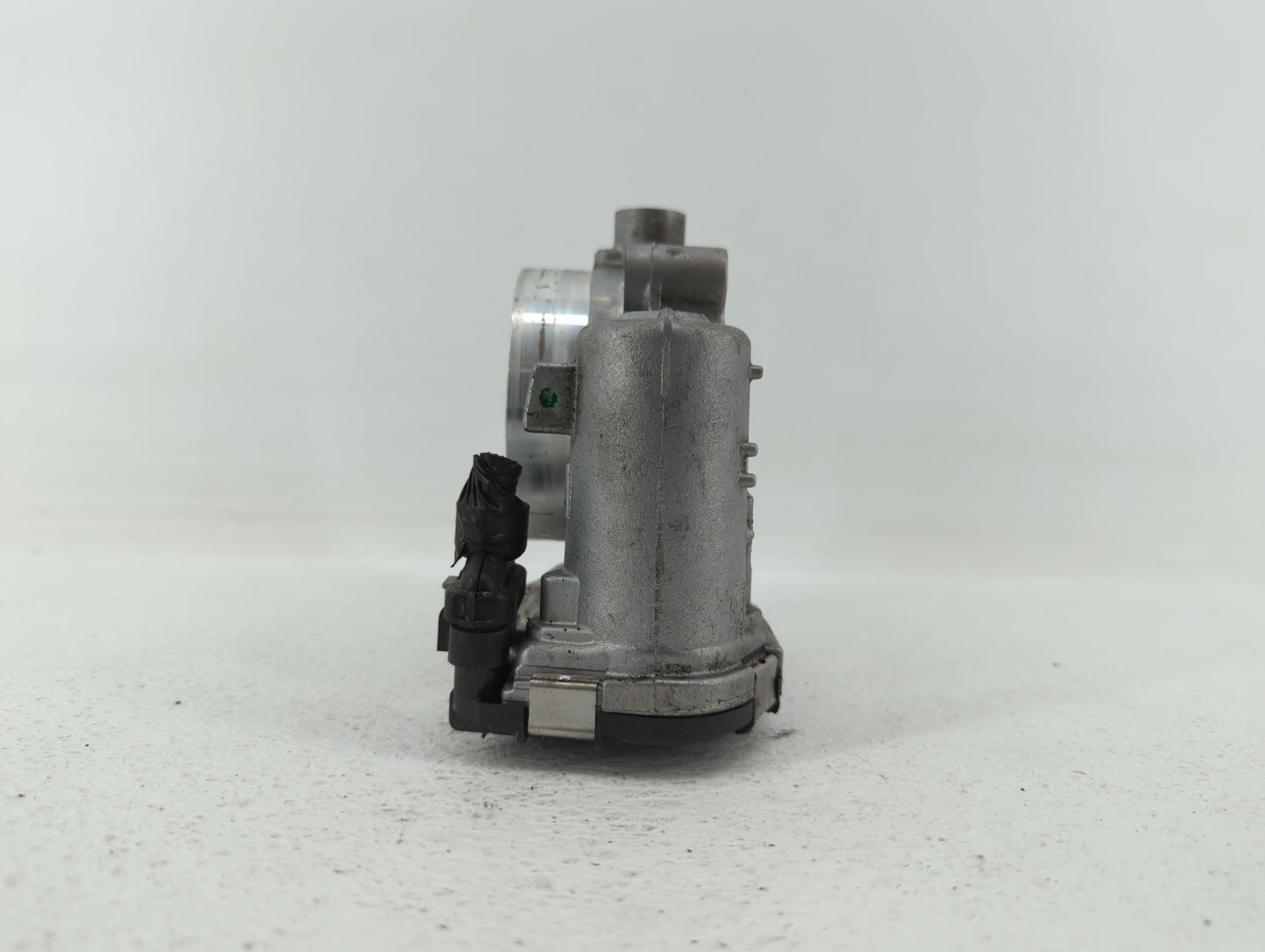 2017 Chrysler Pacifica Throttle Body P/N:05184349AE 05184349AD, 05184349AC Fits Fits 2011 2012 2013 2014 2015 2016 2018 2019