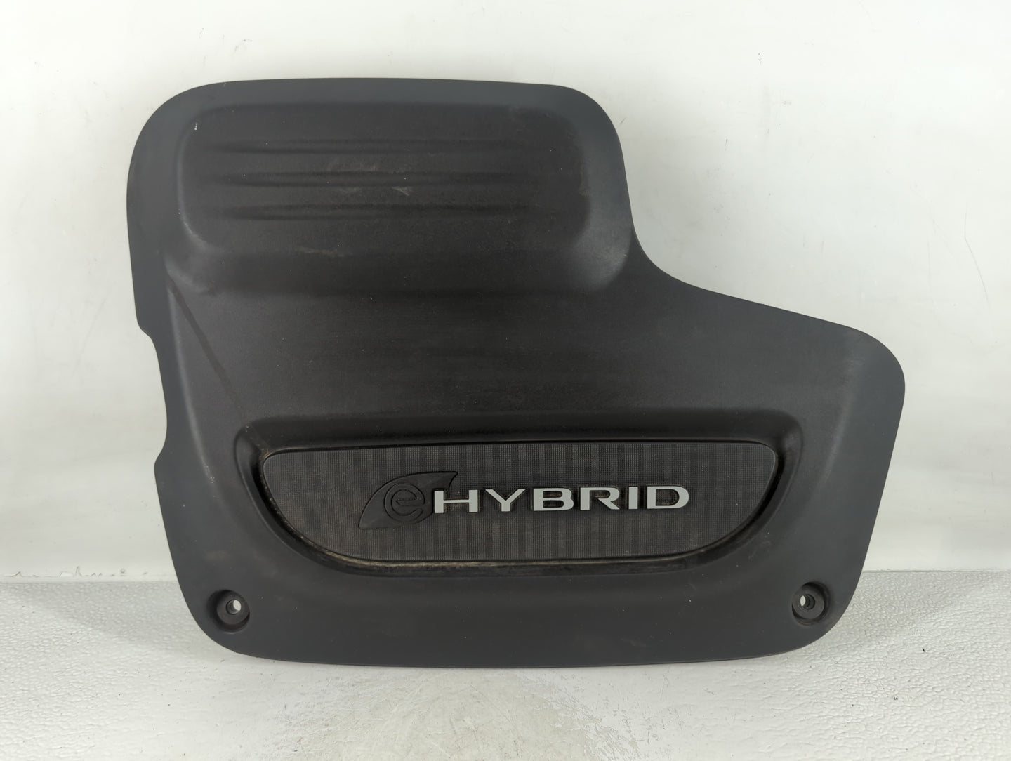 2020 Chrysler Pacifica Engine Cover - Oemusedautoparts1.com