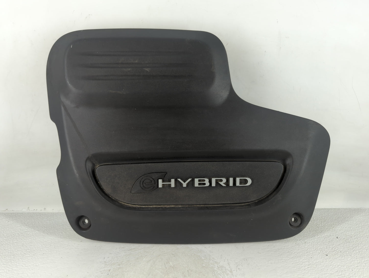 2020 Chrysler Pacifica Engine Cover - Oemusedautoparts1.com