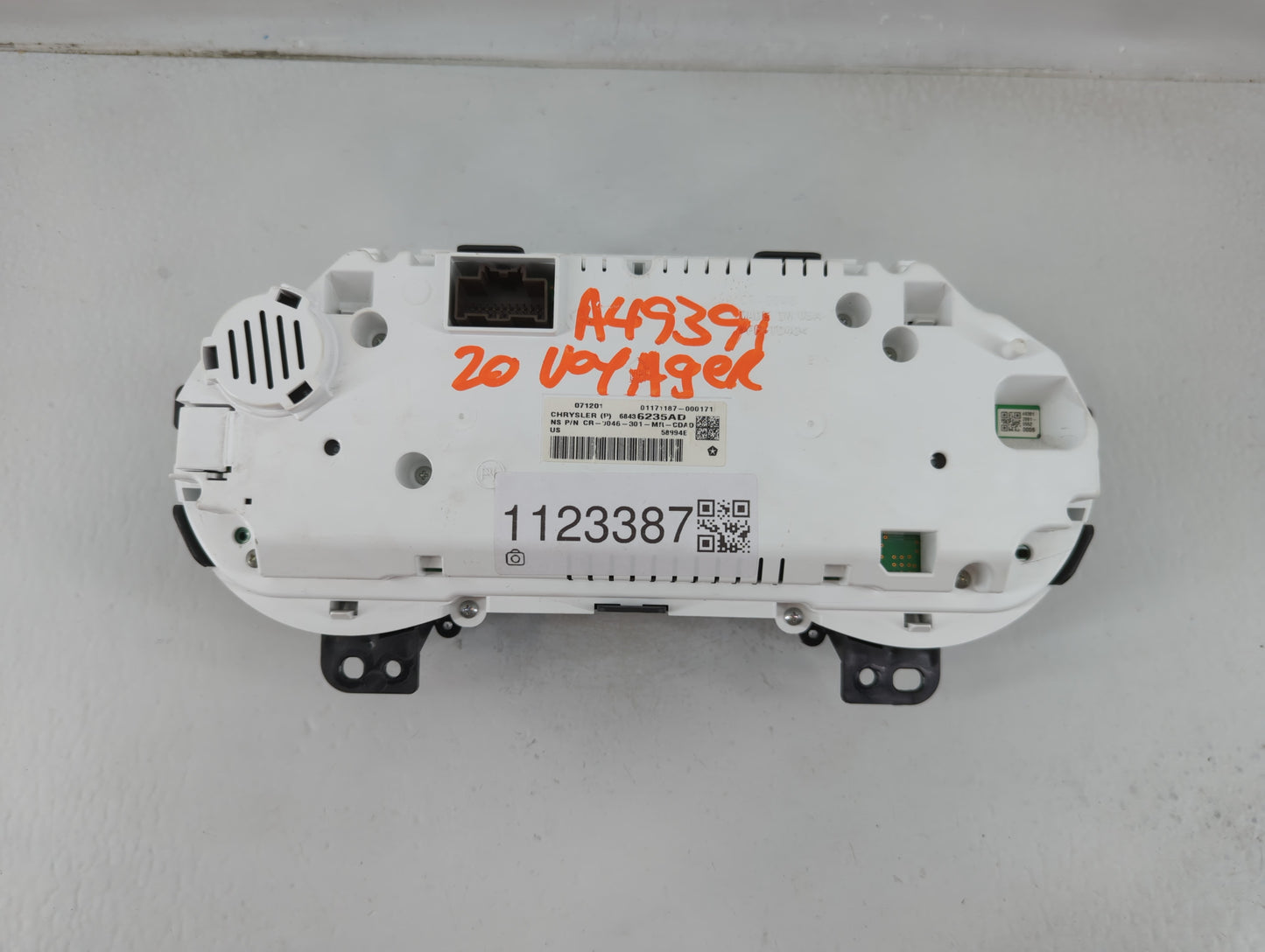 2020 Chrysler Voyager Instrument Cluster Speedometer Gauges P/N:68436235AD Fits OEM Used Auto Parts - Oemusedautoparts1.com