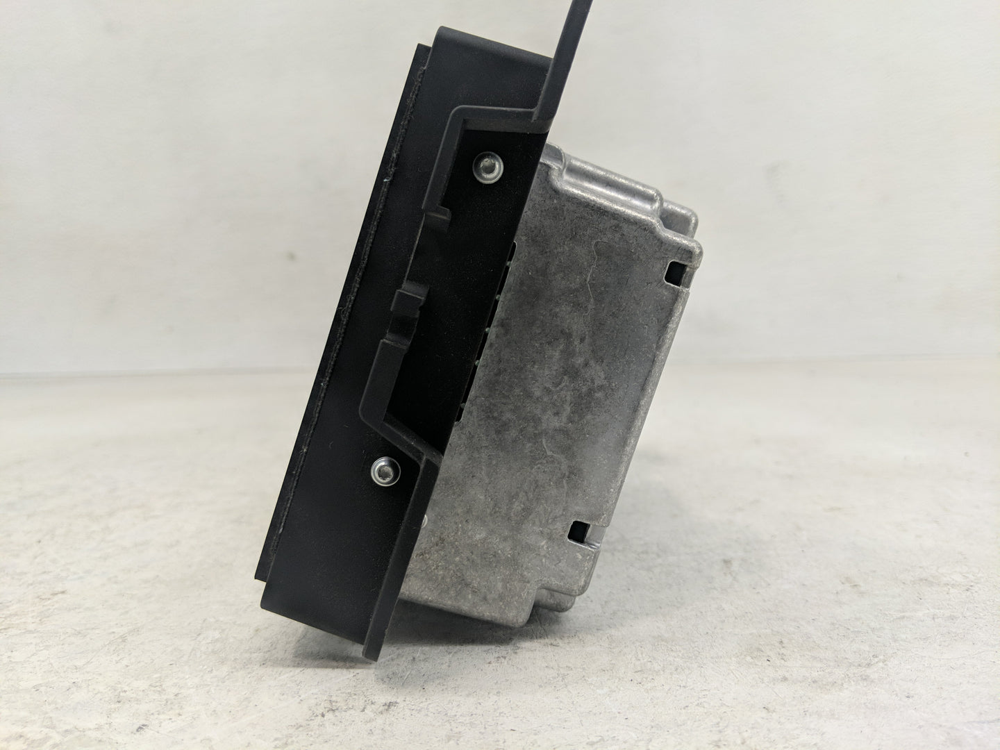 2020 Chrysler Voyager Information Display Screen - Oemusedautoparts1.com