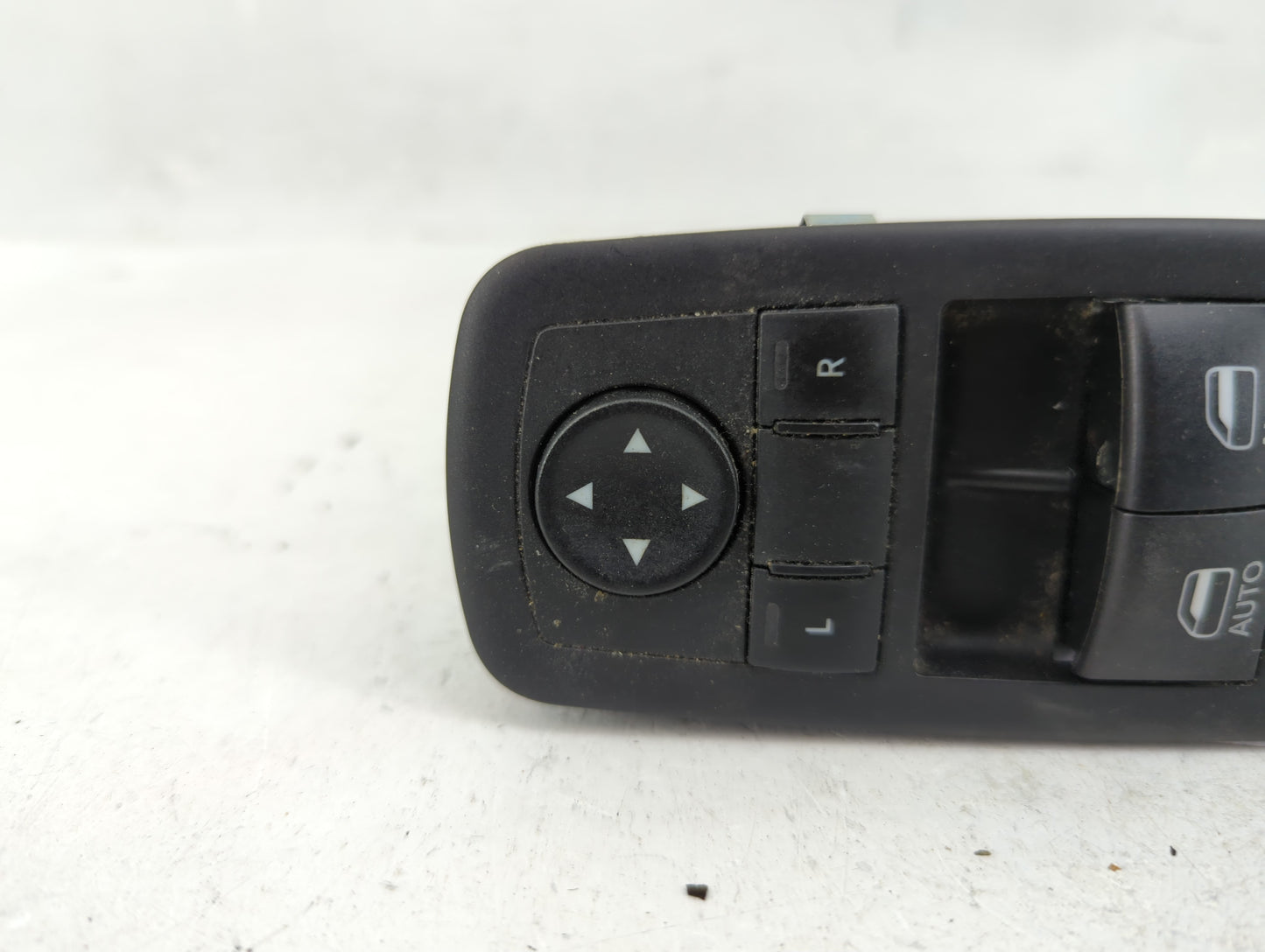 2020-2022 Chrysler Voyager Master Power Window Switch Replacement Driver Side Left P/N:68234092AC Fits OEM Used Auto Parts -