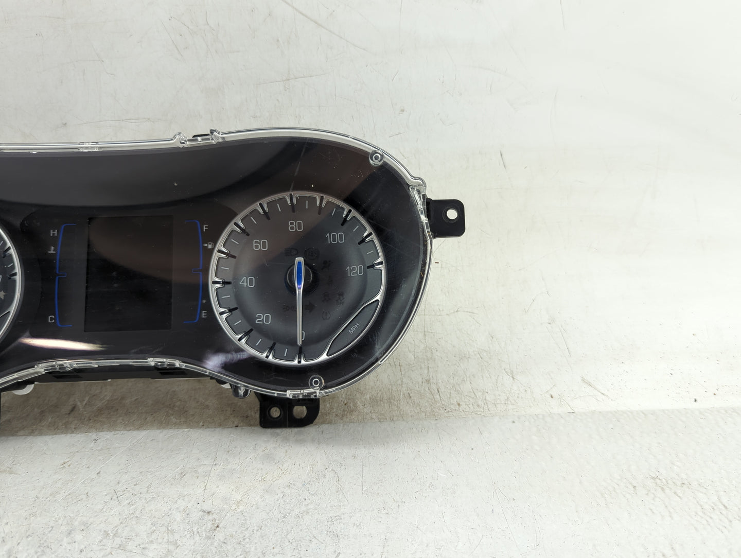 2020 Chrysler Voyager Instrument Cluster Speedometer Gauges P/N:68436235AD CR-0046-301-MR-CDAD Fits OEM Used Auto Parts - Oe