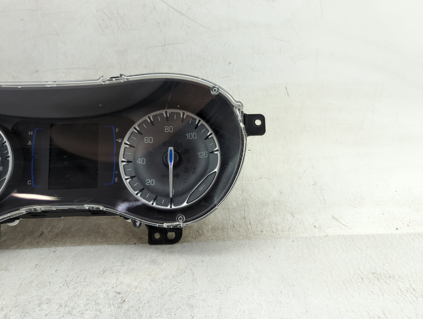 2020 Chrysler Voyager Instrument Cluster Speedometer Gauges P/N:68436235AD CR-0046-301-MR-CDAD Fits OEM Used Auto Parts - Oe
