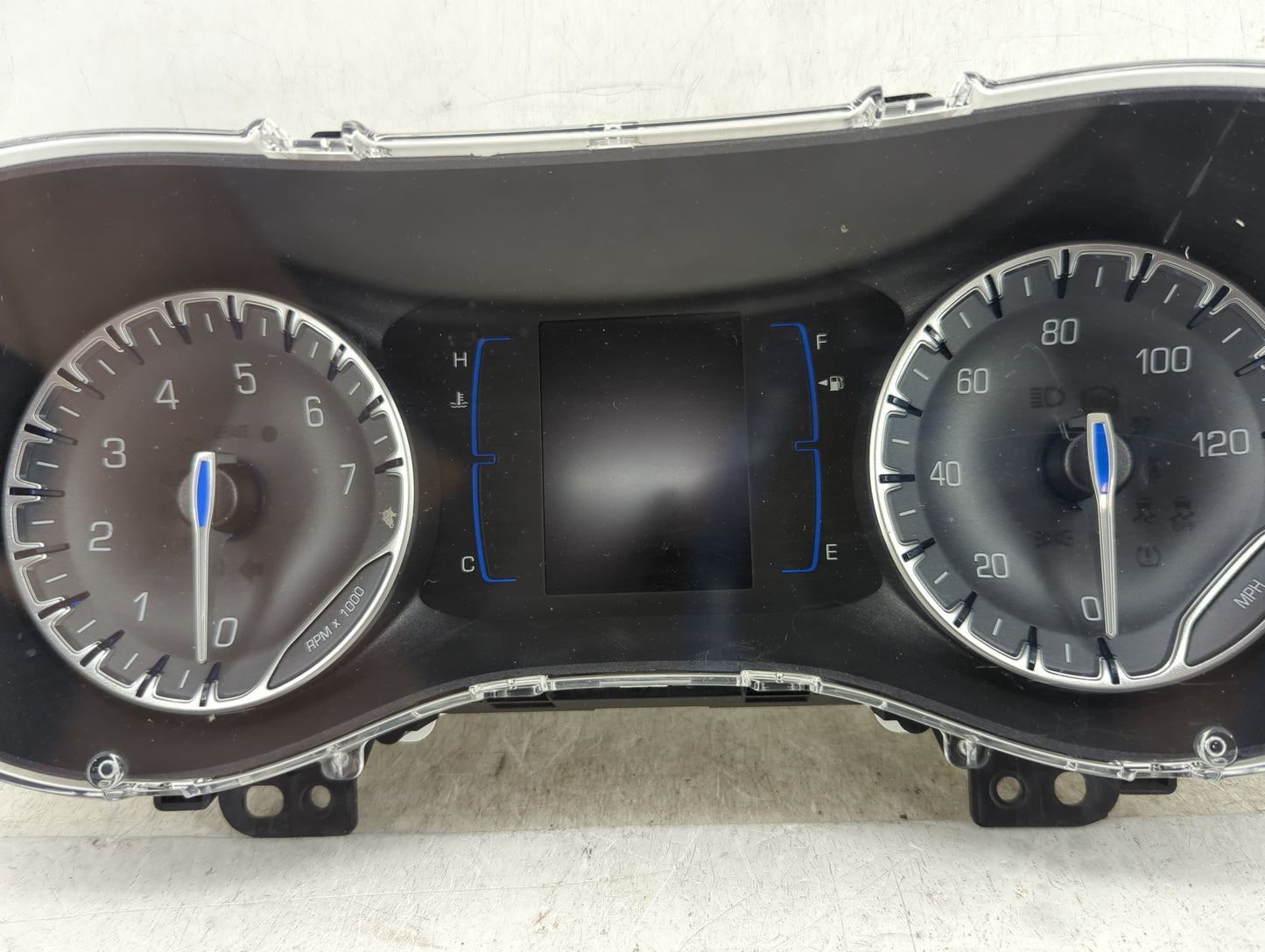 2020 Chrysler Voyager Instrument Cluster Speedometer Gauges P/N:68436235AD CR-0046-301-MR-CDAD Fits OEM Used Auto Parts - Oe